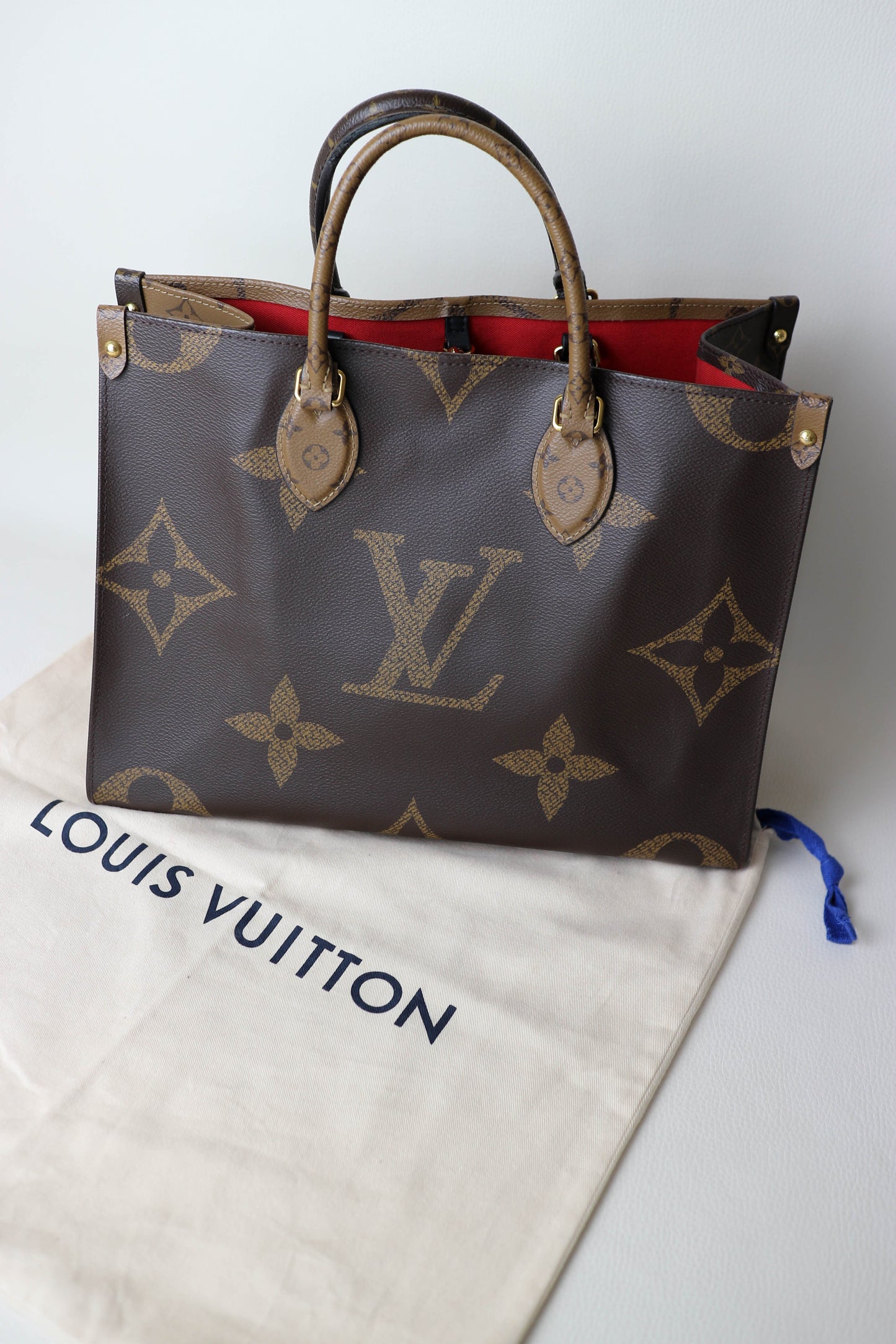 Louis Vuitton On The Go MM Tote Bag