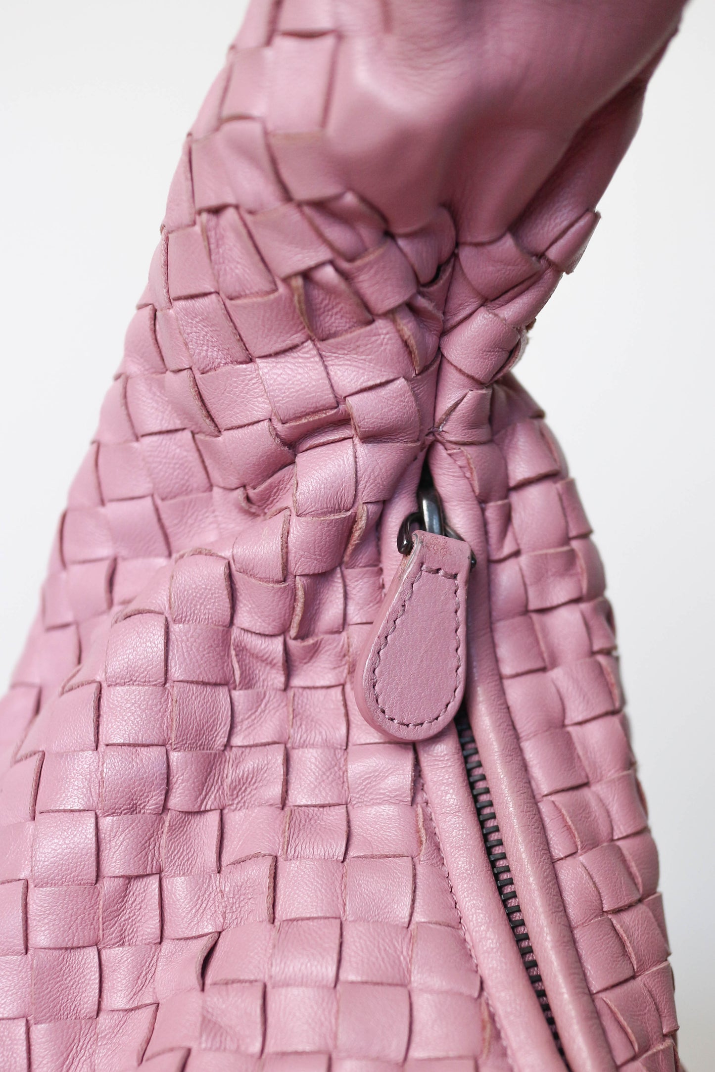 Bottega Veneta Intrecciato Hobo Bag Pink