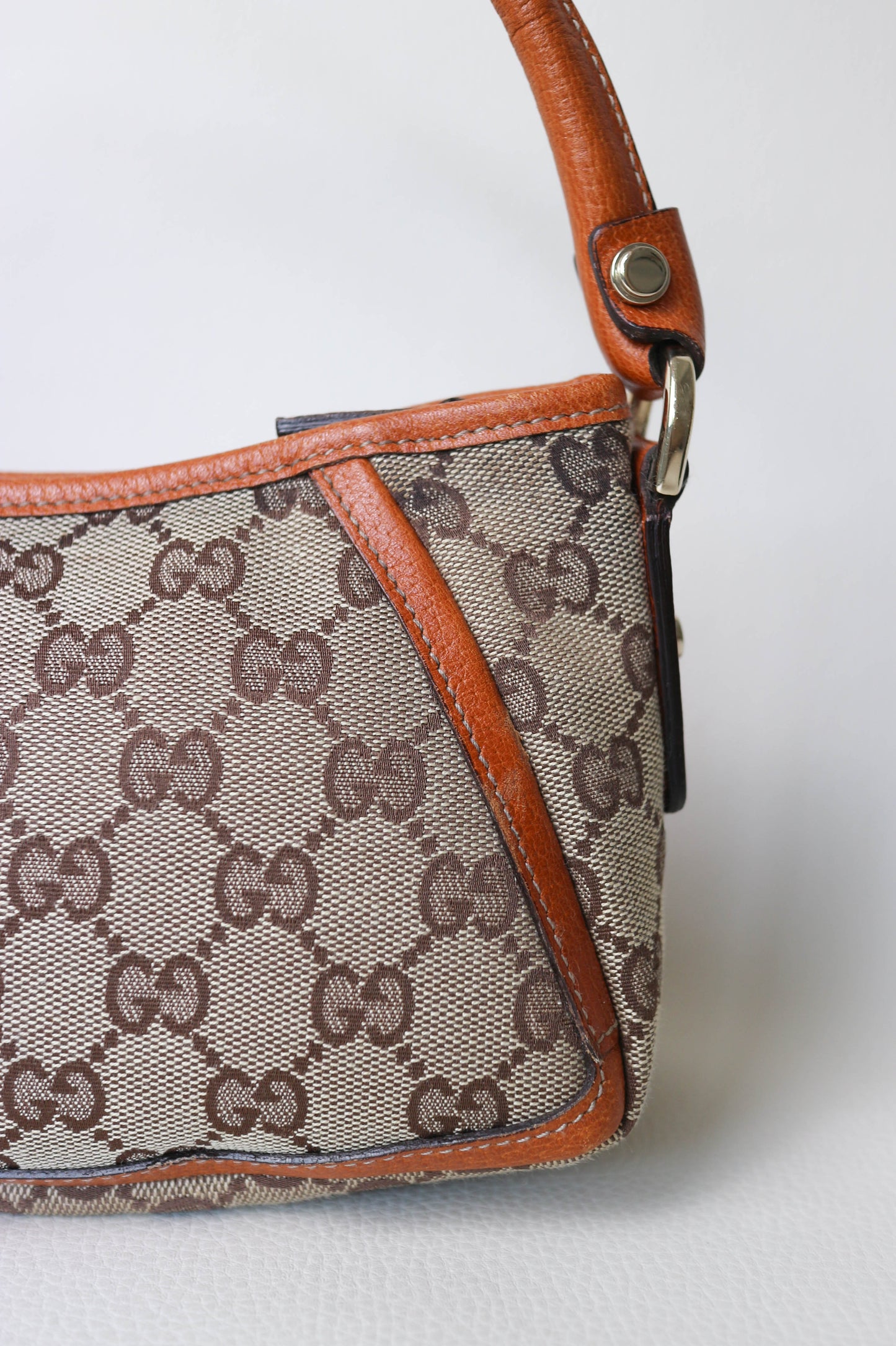 Gucci Vintage Abbey Shoulder Bag Brown