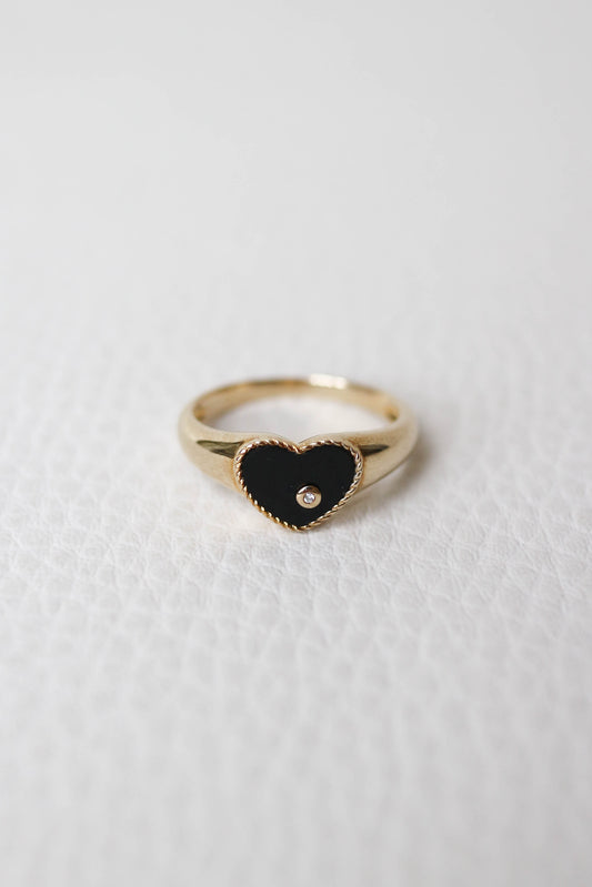Yvonne Léon Mini Heart Onyx Ring Gold