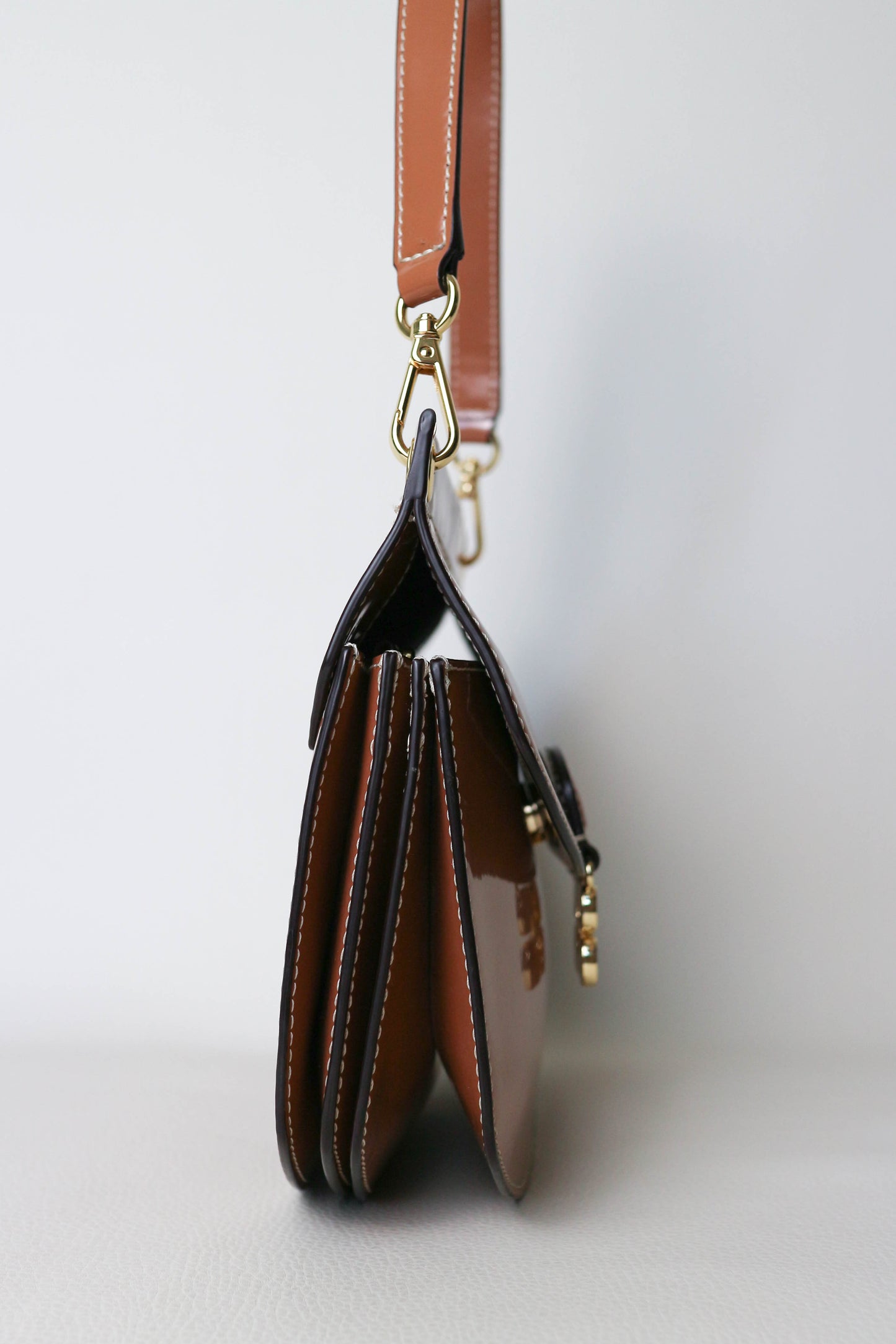 GANNI Logo Shoulder Bag Caramel