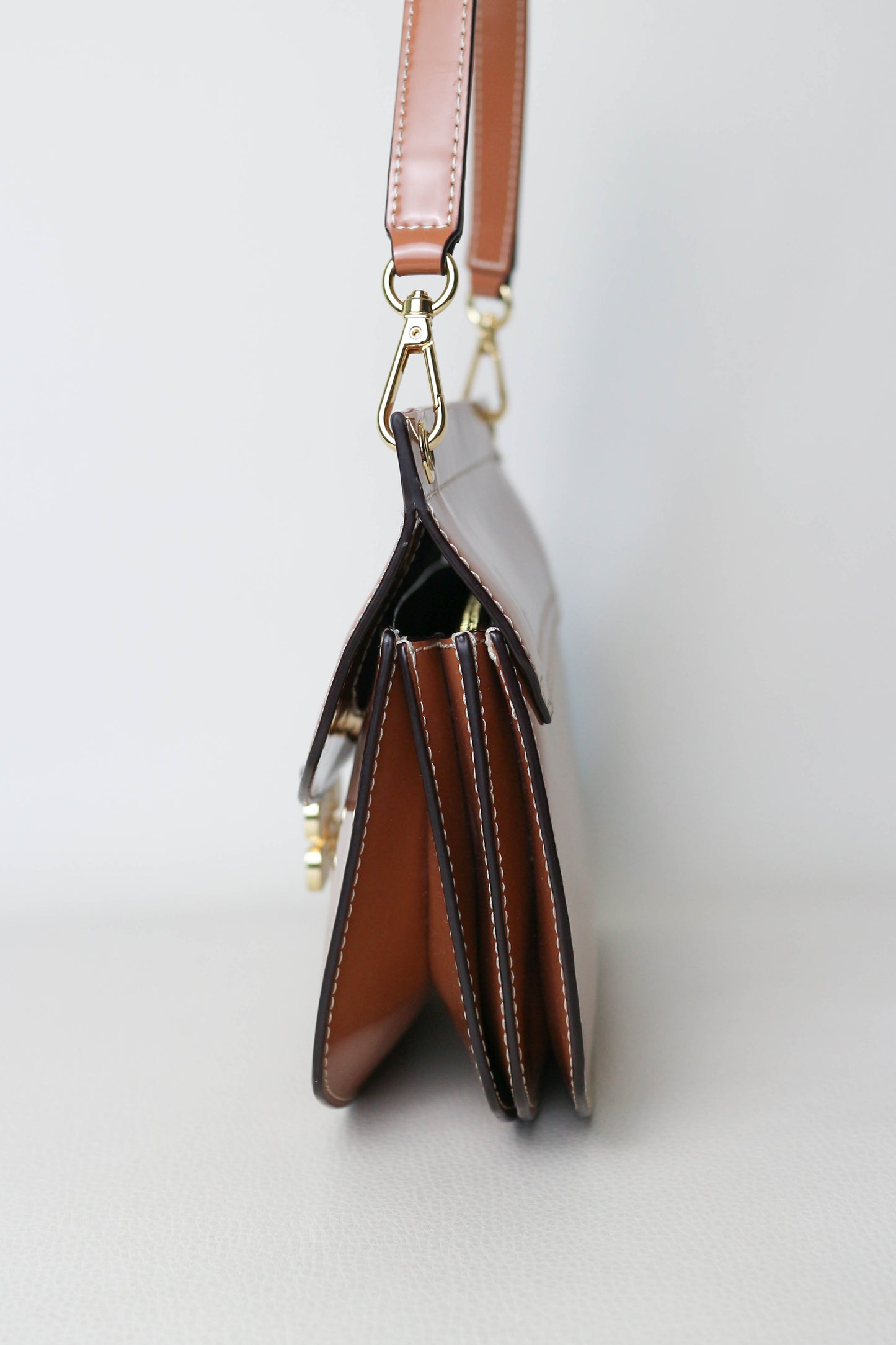 GANNI Logo Shoulder Bag Caramel