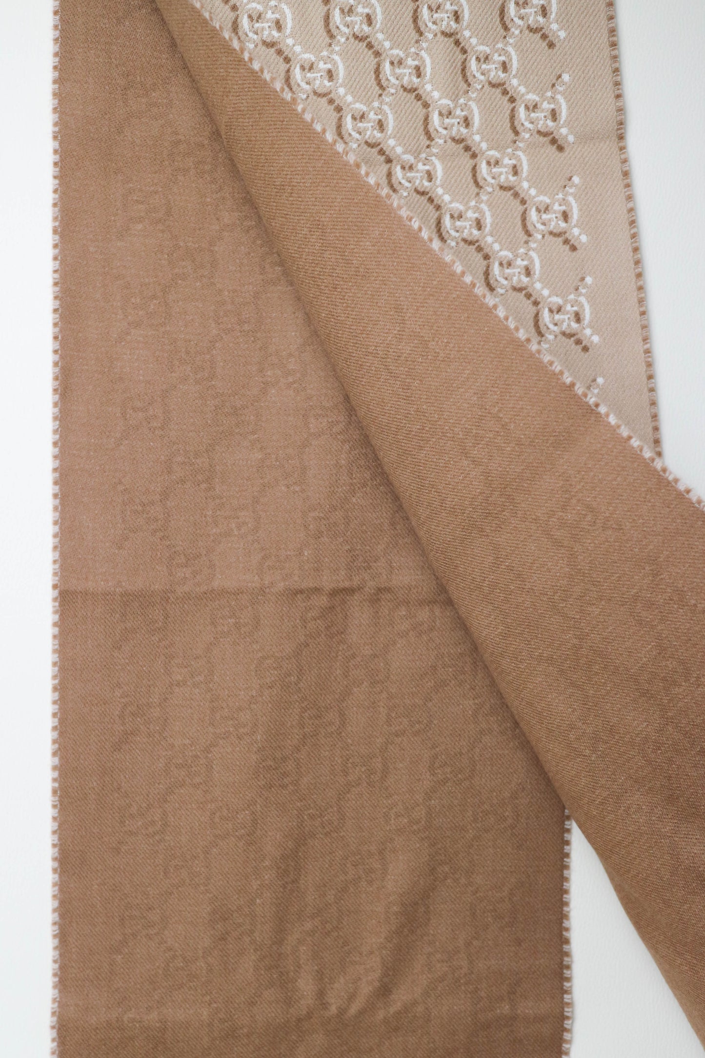 Gucci Logo Wool Scarf Beige