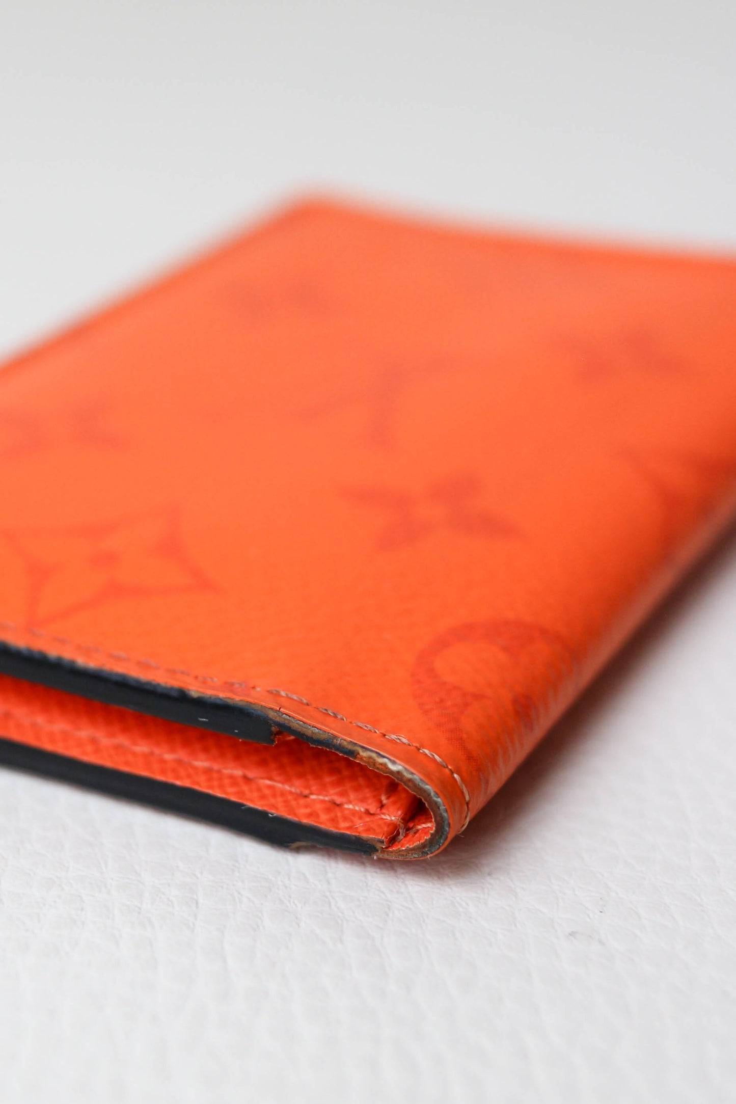 Louis Vuitton Taigarama Card Holder