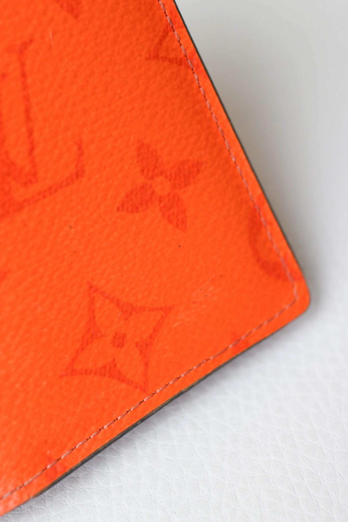 Louis Vuitton Taigarama Card Holder