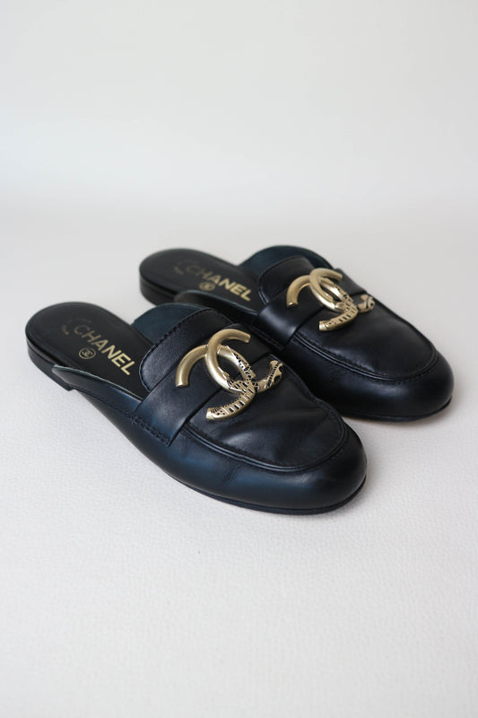 Chanel CC Logo Loafers