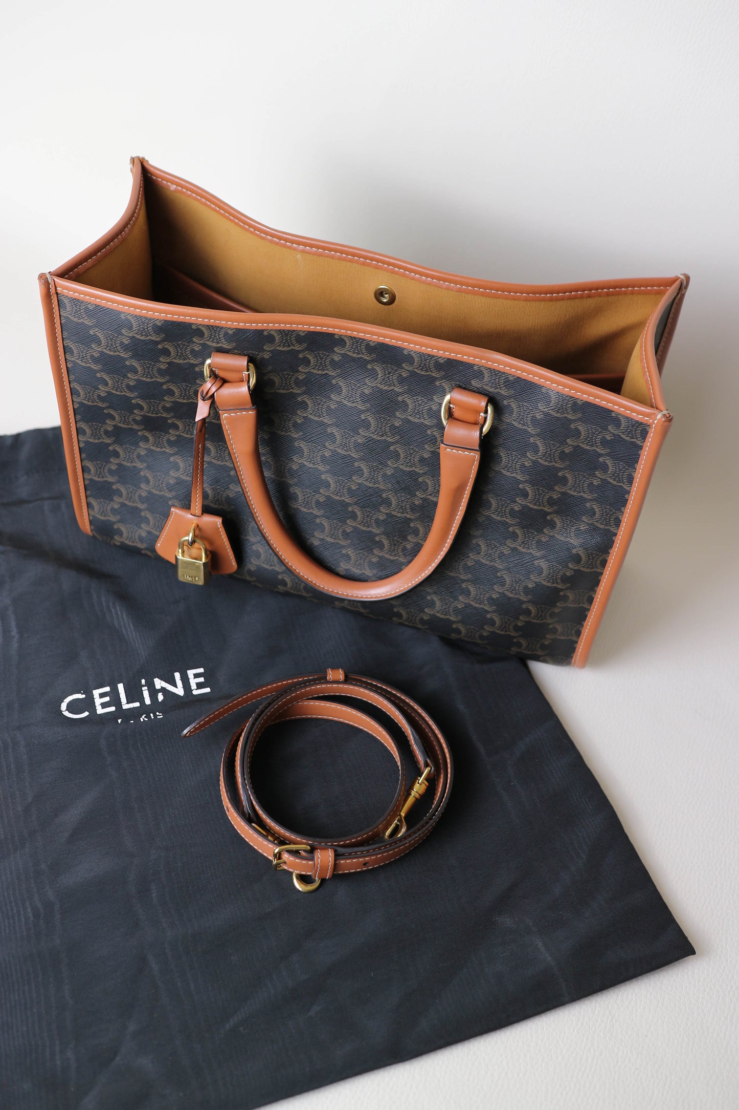 CELINE Triomphe Cabas Tote Bag
