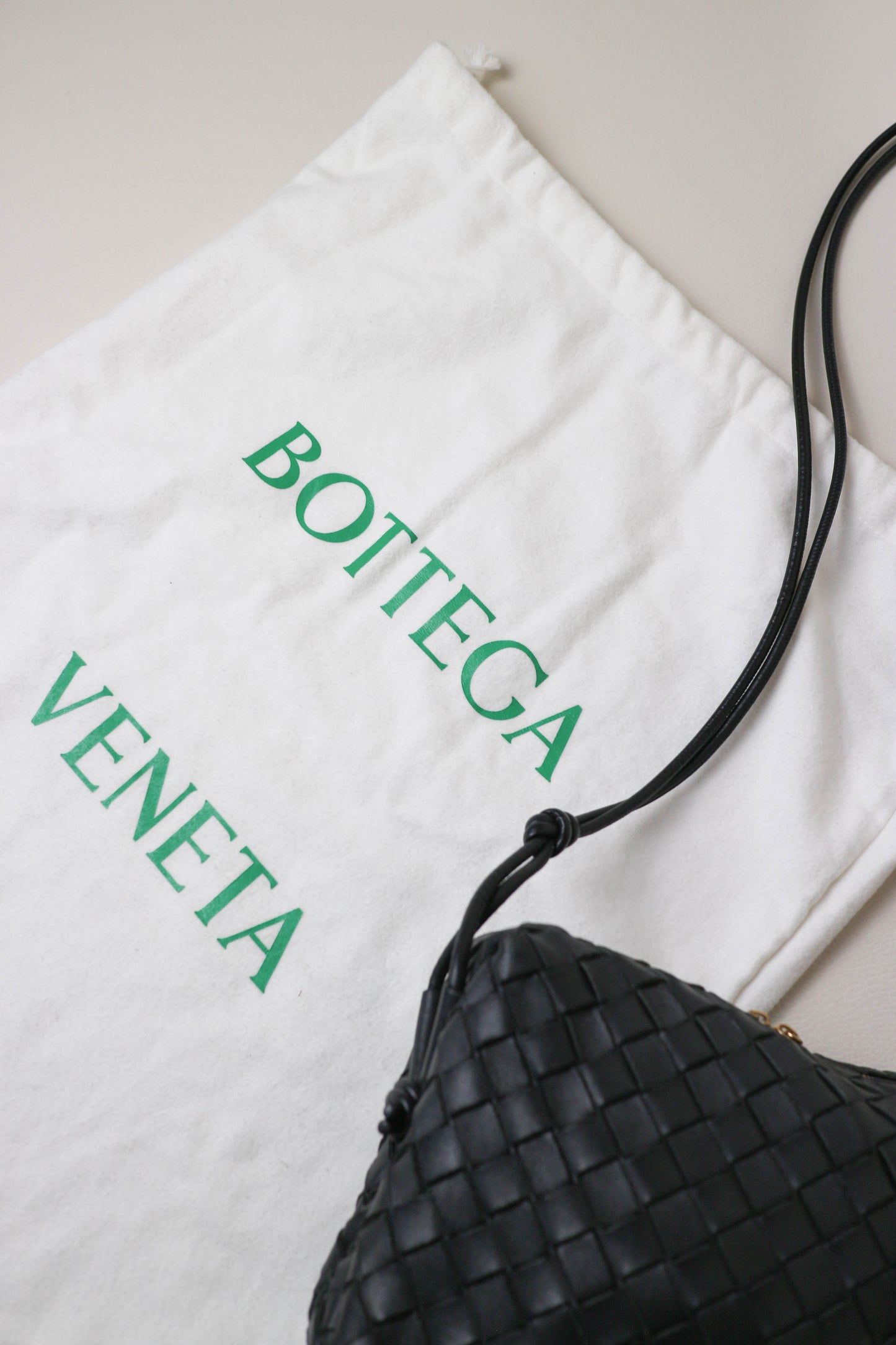 Bottega Veneta Intrecciato Loop Bag Medium Black