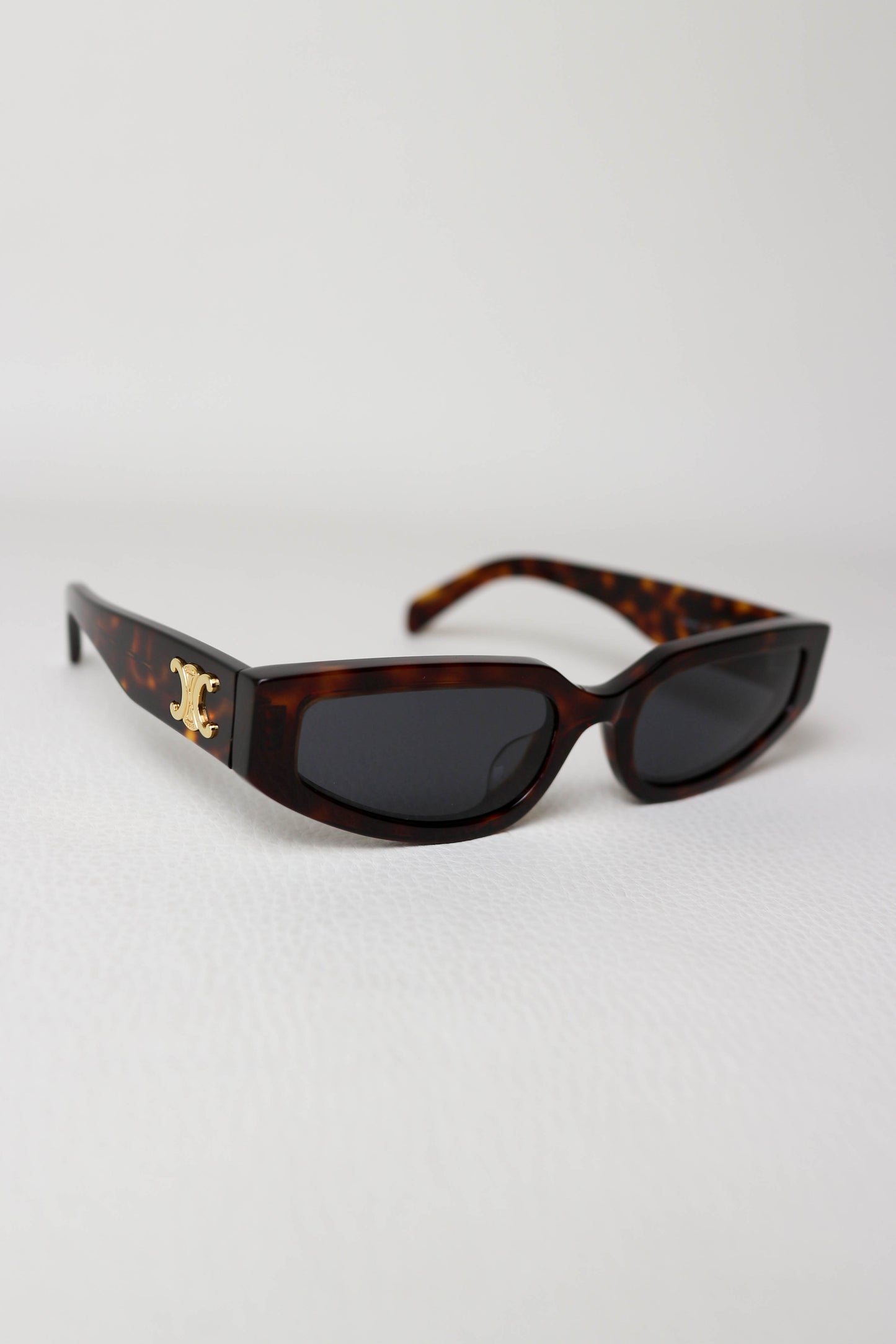 CELINE Triomphe Sunglasses Tortoise