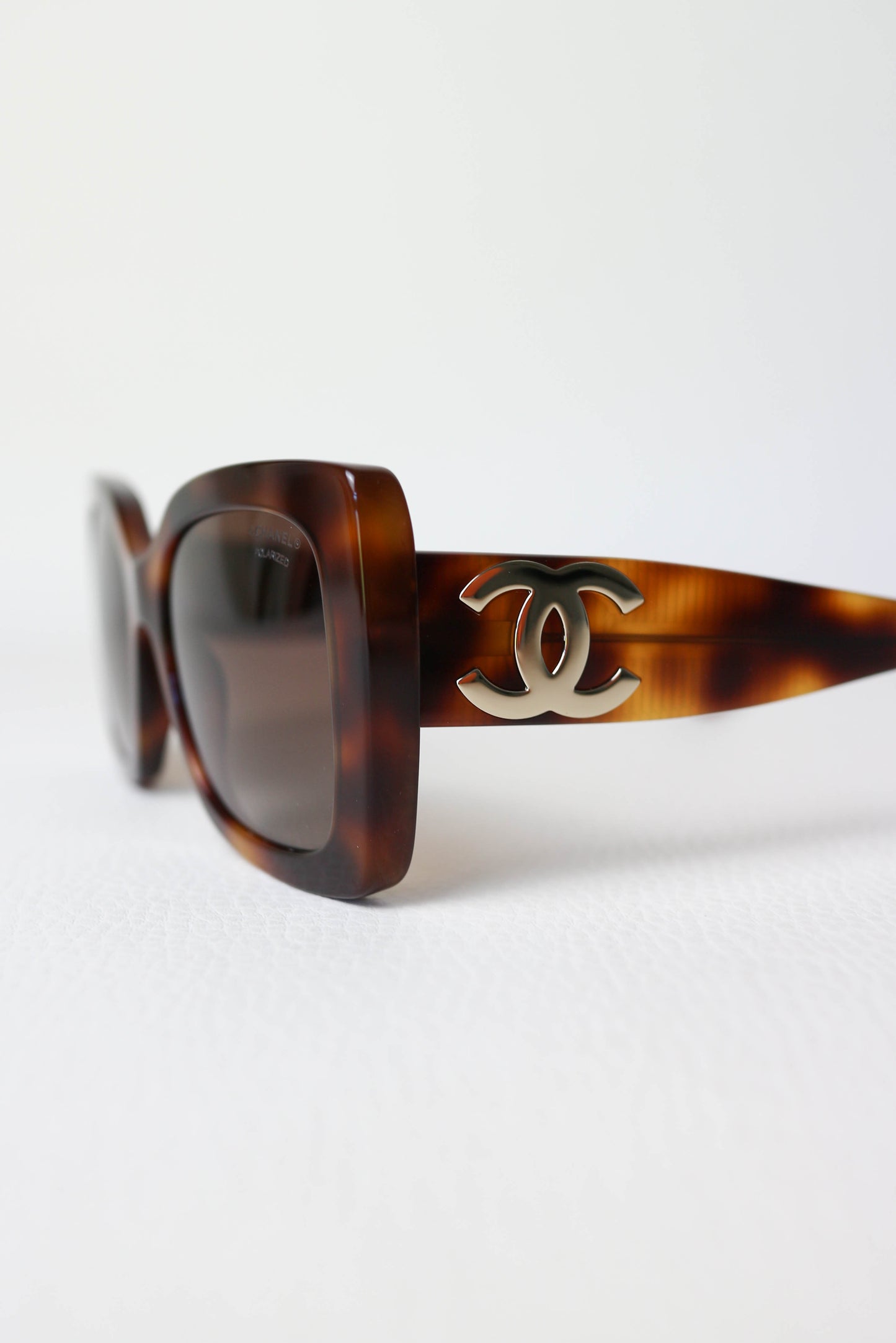 CHANEL Square Polarized Sunglasses Tortoise
