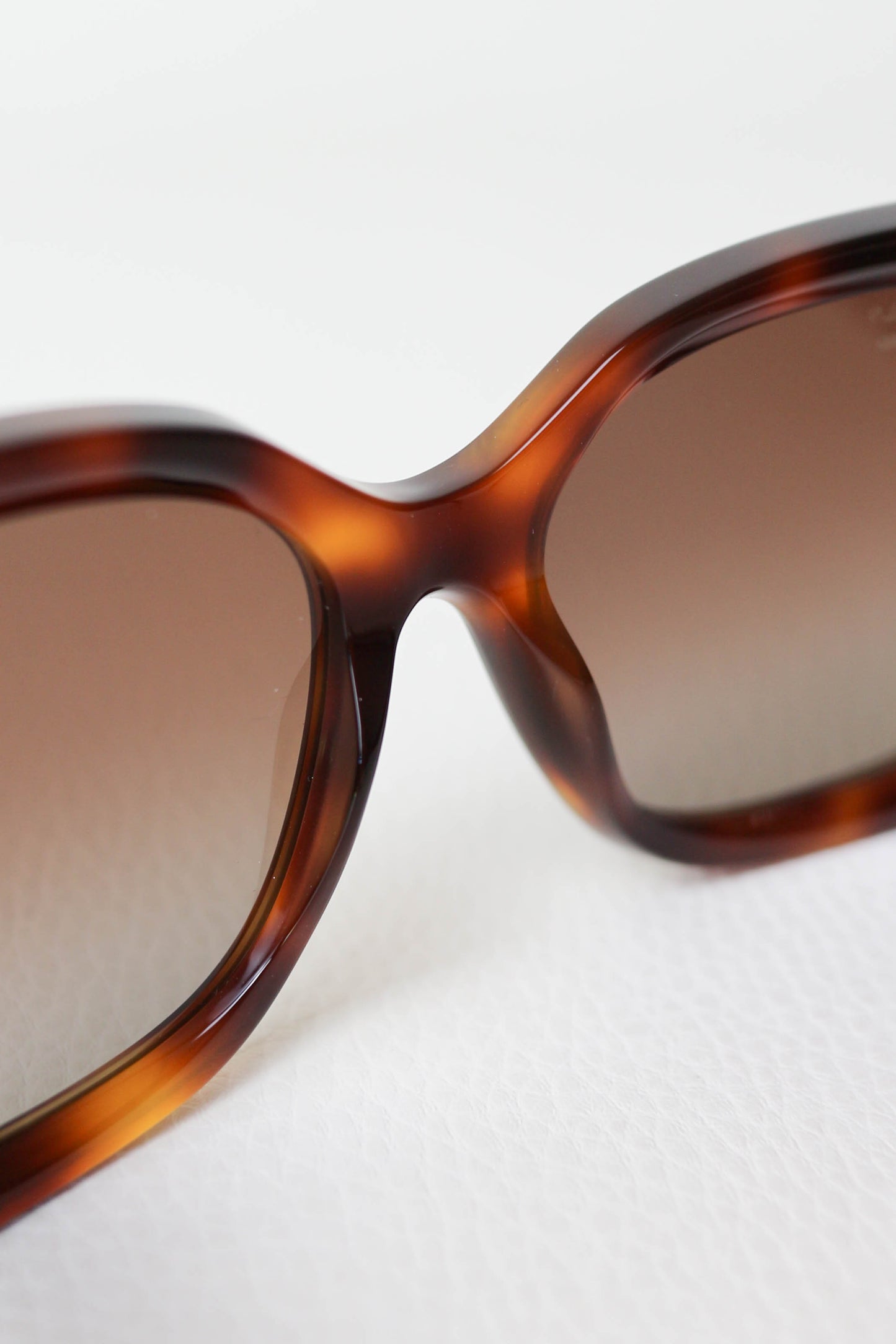 CHANEL Square Polarized Sunglasses Tortoise