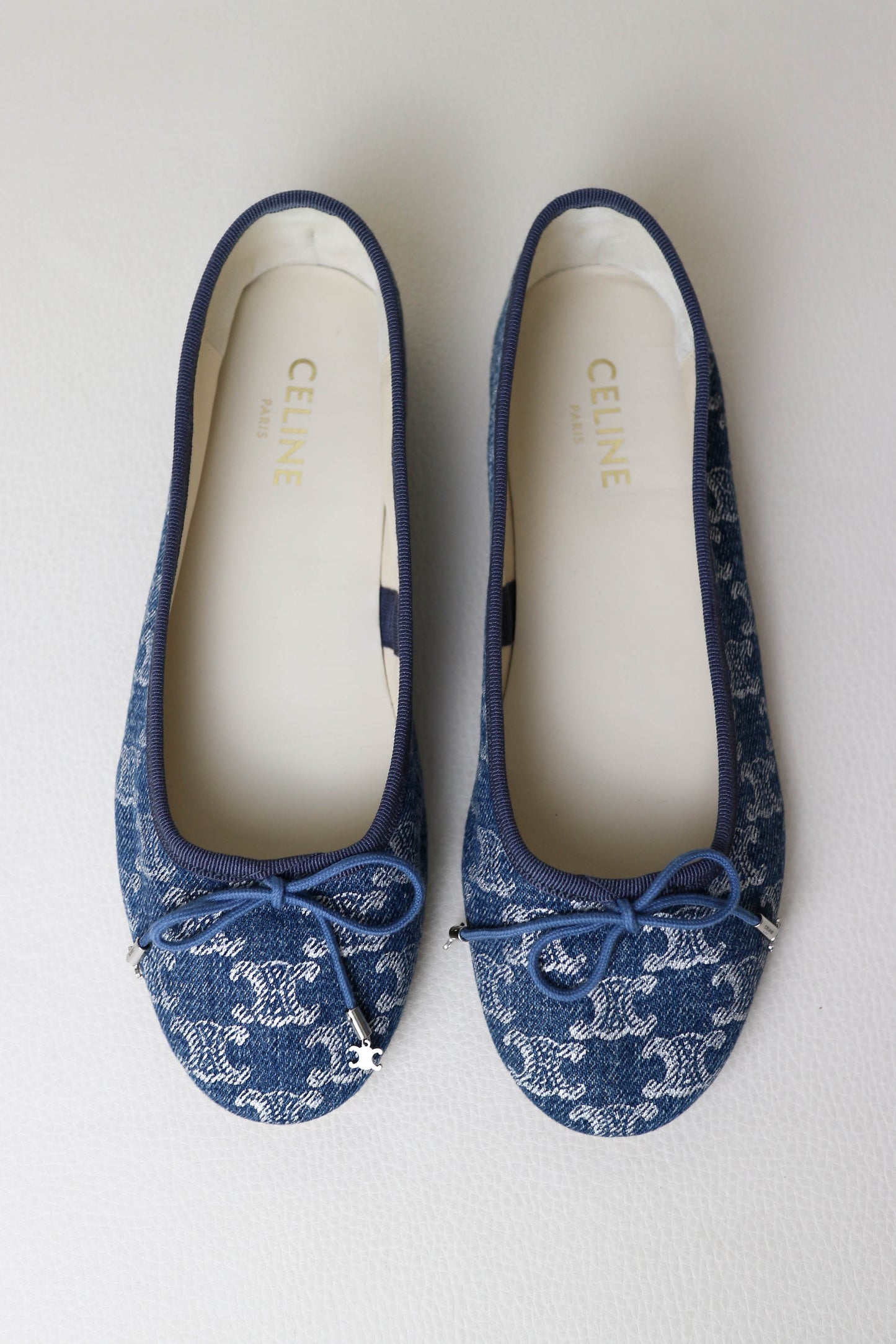 CELINE Triomphe Denim Ballerina’s