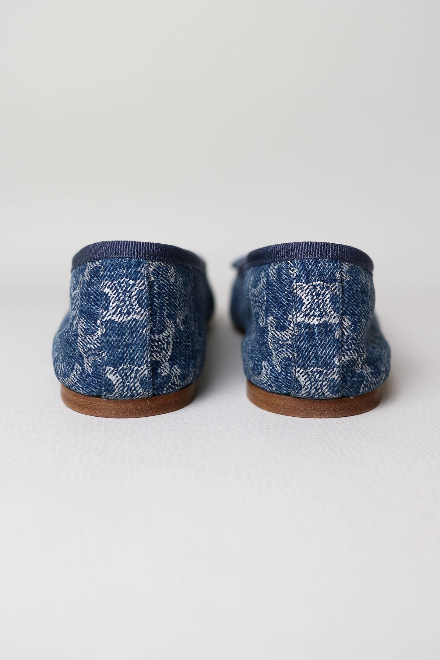 CELINE Triomphe Denim Ballerina’s