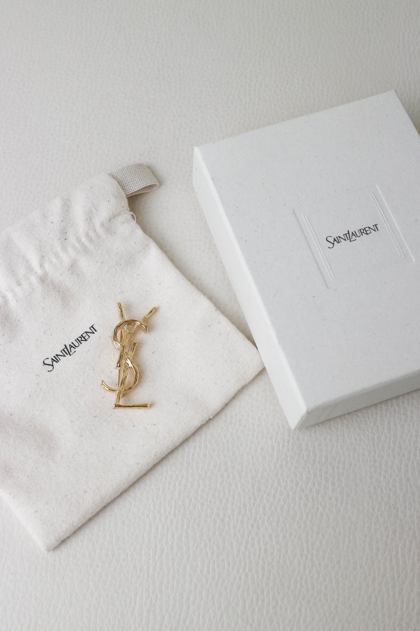 Saint Laurent Logo Broche Gold