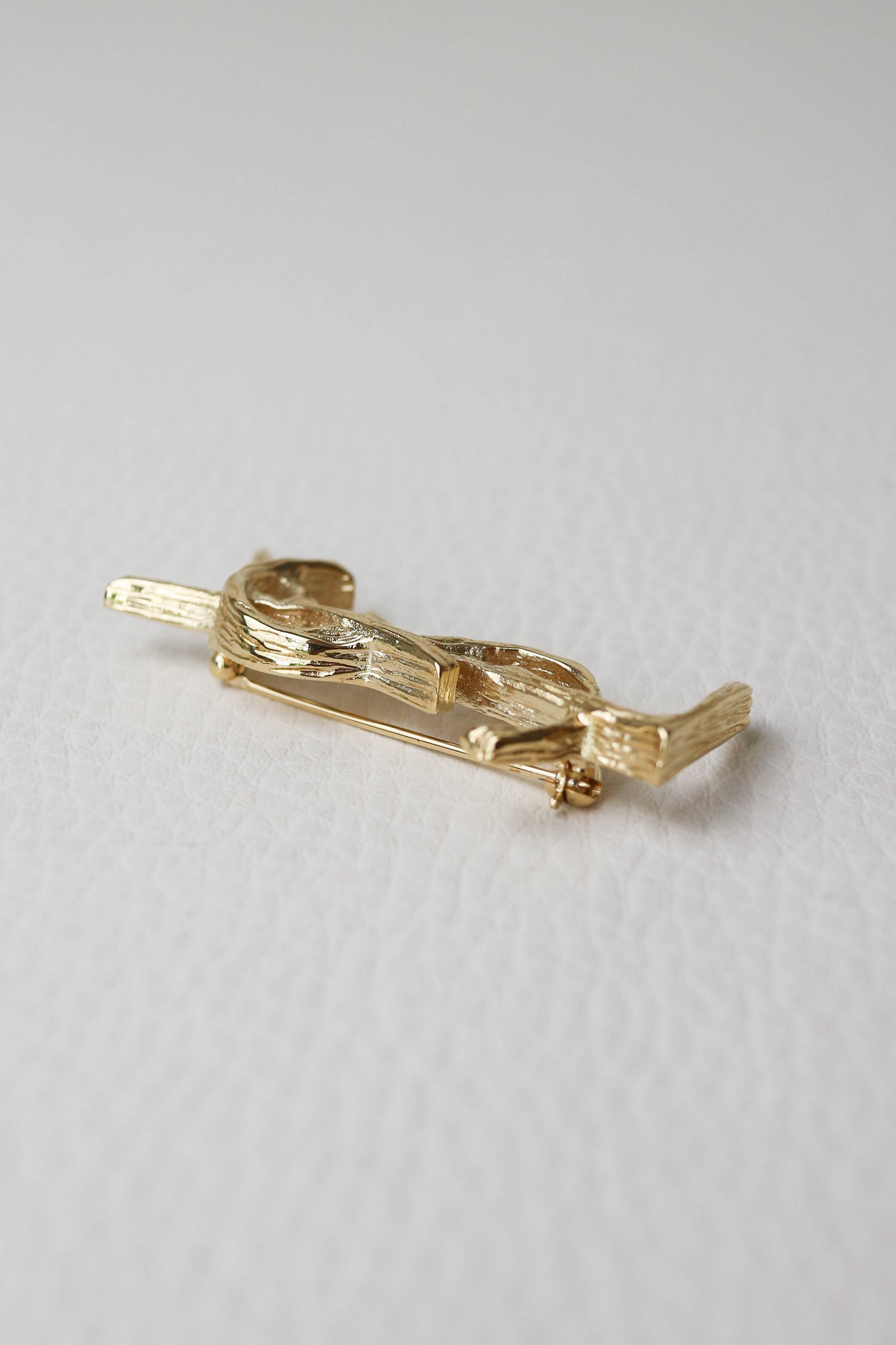 Saint Laurent Logo Broche Gold