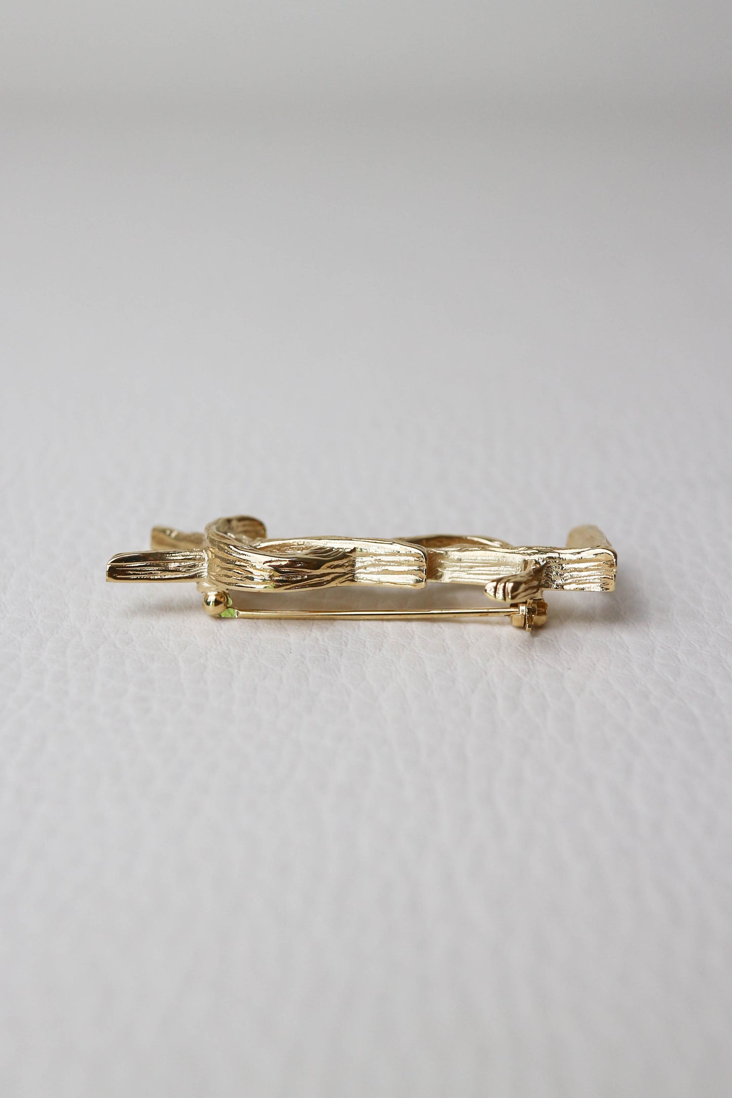 Saint Laurent Logo Broche Gold