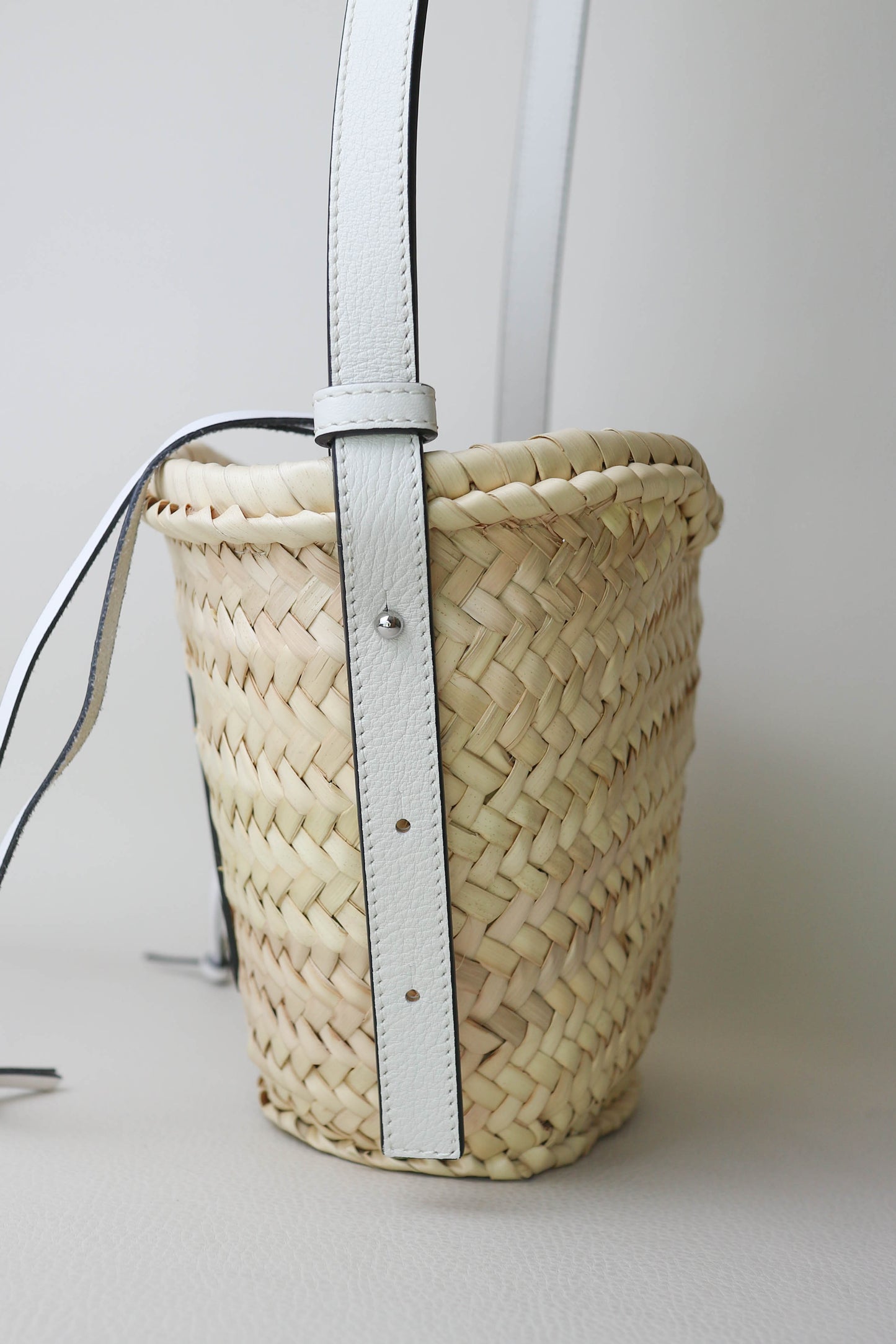 LOEWE Logo Raffia Shoulder Bag White