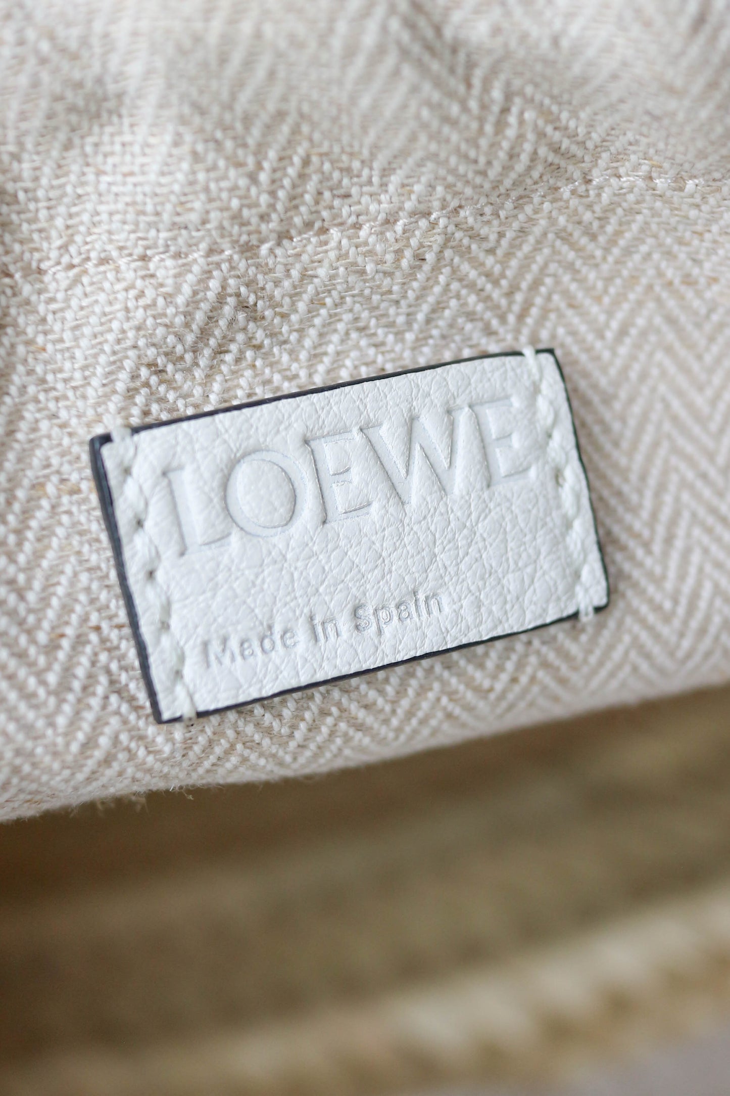 LOEWE Logo Raffia Shoulder Bag White