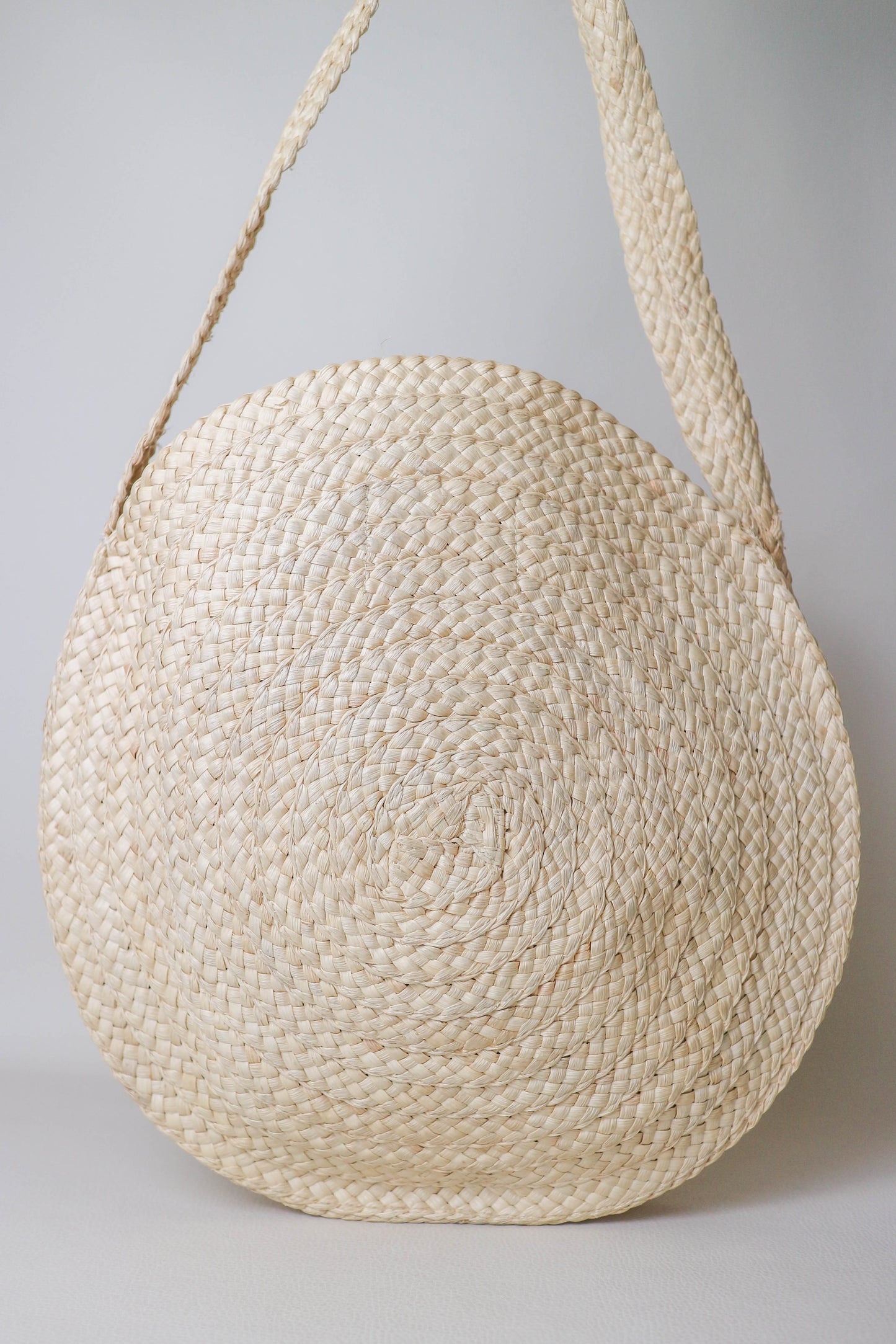 CELINE Triomphe Raffia Round Bag