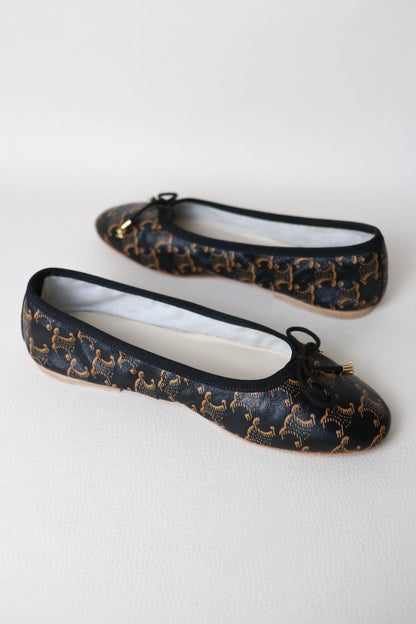 CELINE Triomphe Leather Ballerina’s