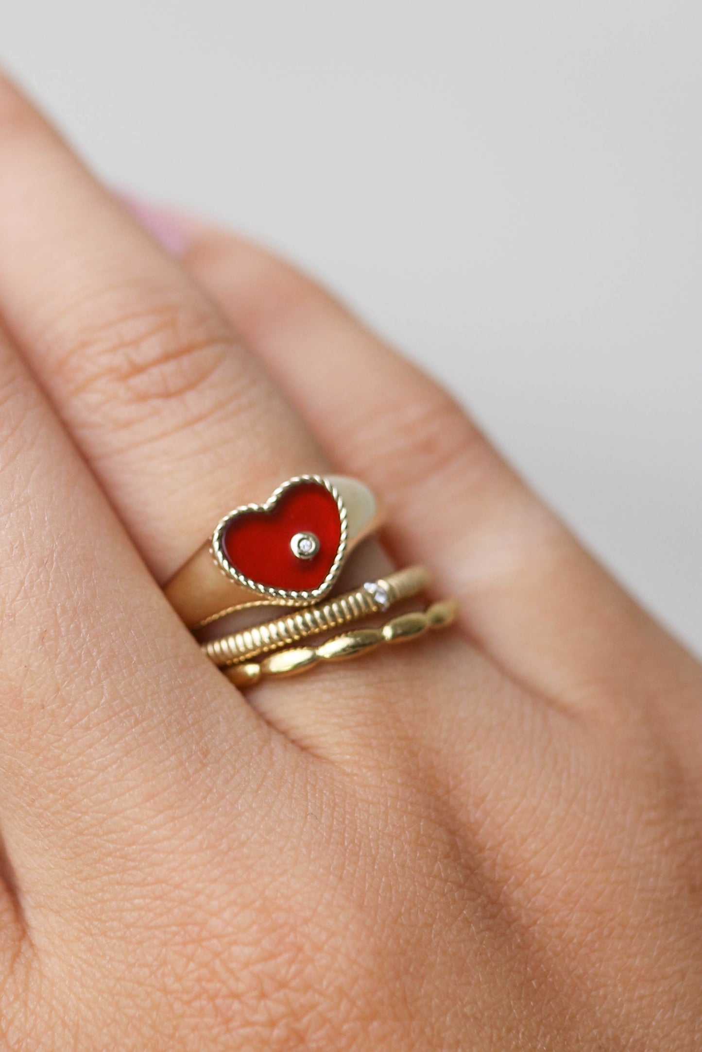 Yvonne Léon Mini Heart Coeur Ring Red