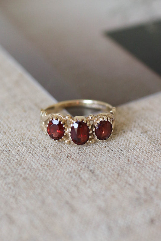 Vintage Garnet Heart Ring