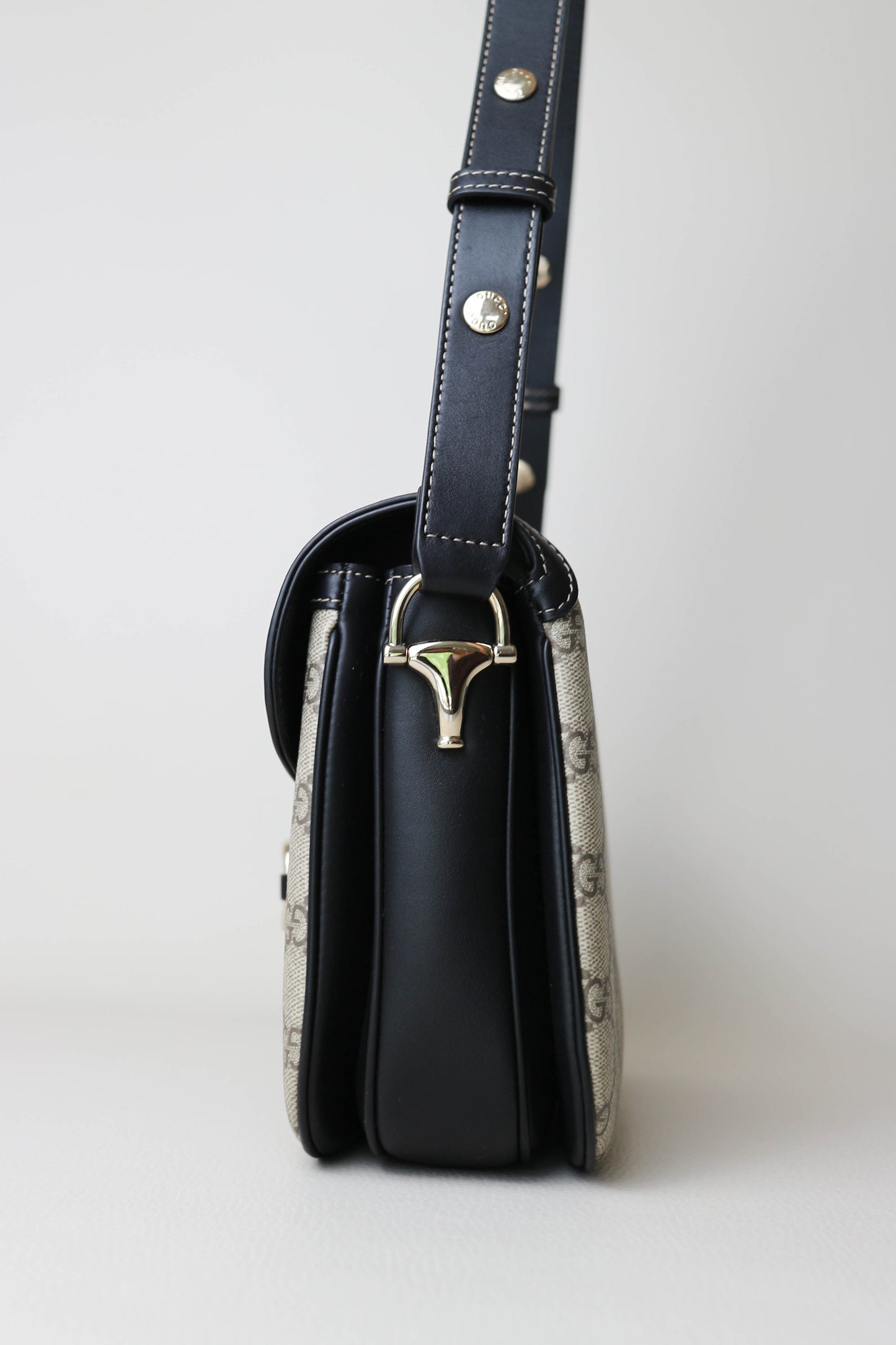 Gucci Horsebit 1955 Monogram Shoulder Bag Black/Beige