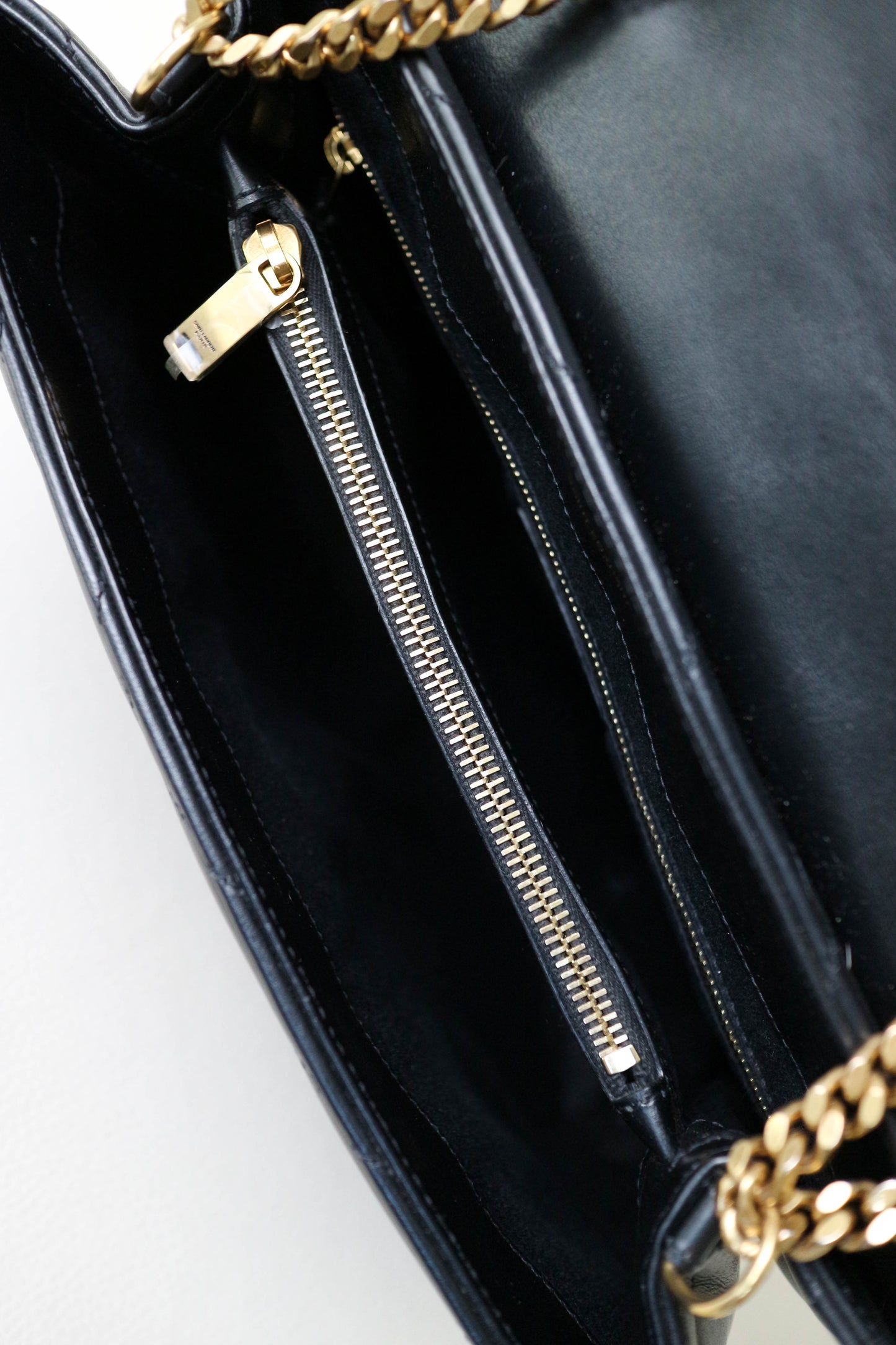 Saint Laurent Loulou Shoulder Bag Medium Black