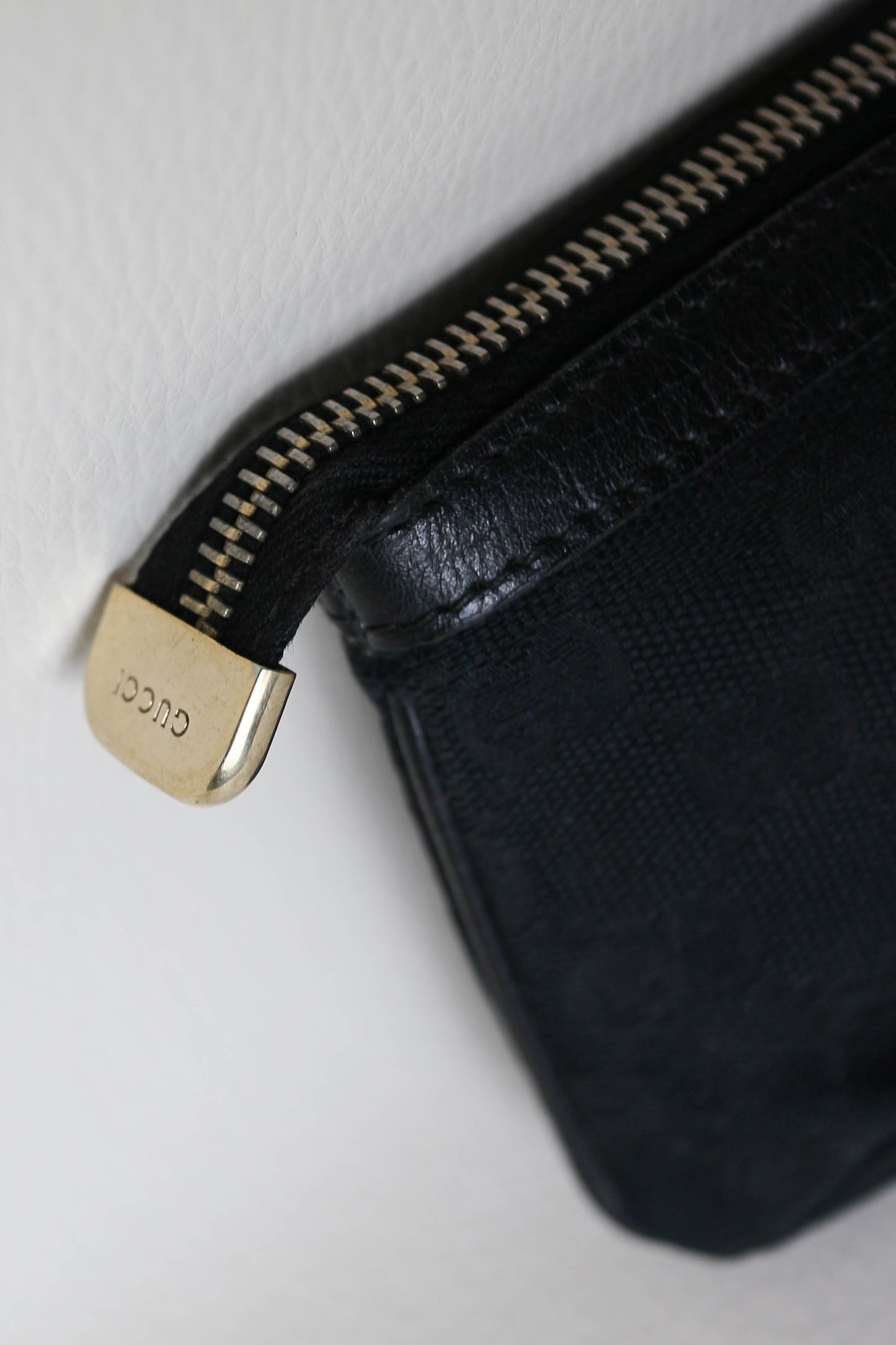 Gucci Vintage Pochette Black