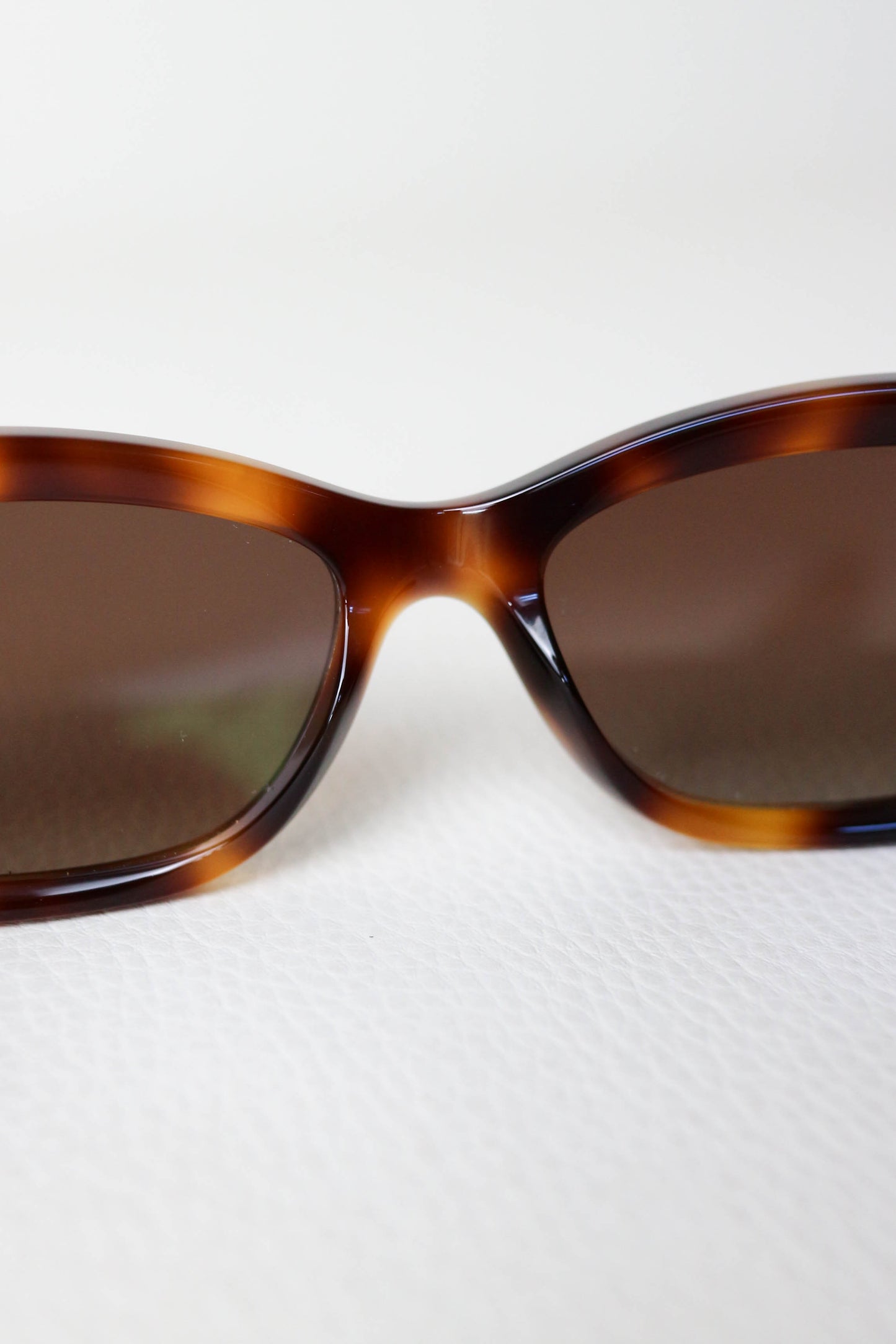 CHANEL CC Logo Sunglasses Tortoise