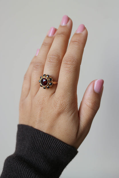 Vintage Round Garnet Ring