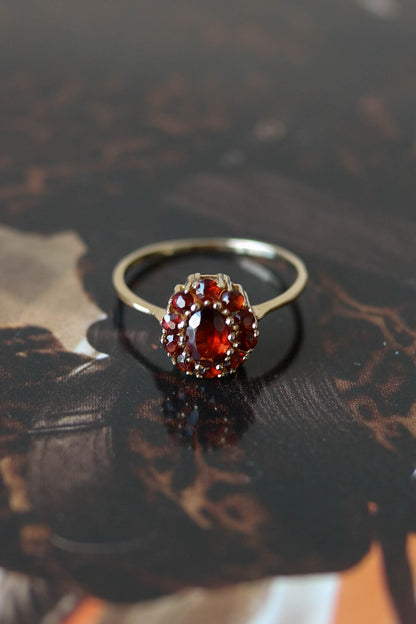 Vintage Mini Garnet Ring