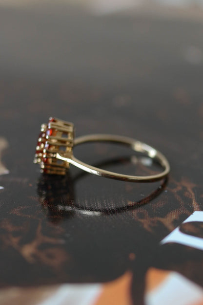 Vintage Mini Garnet Ring