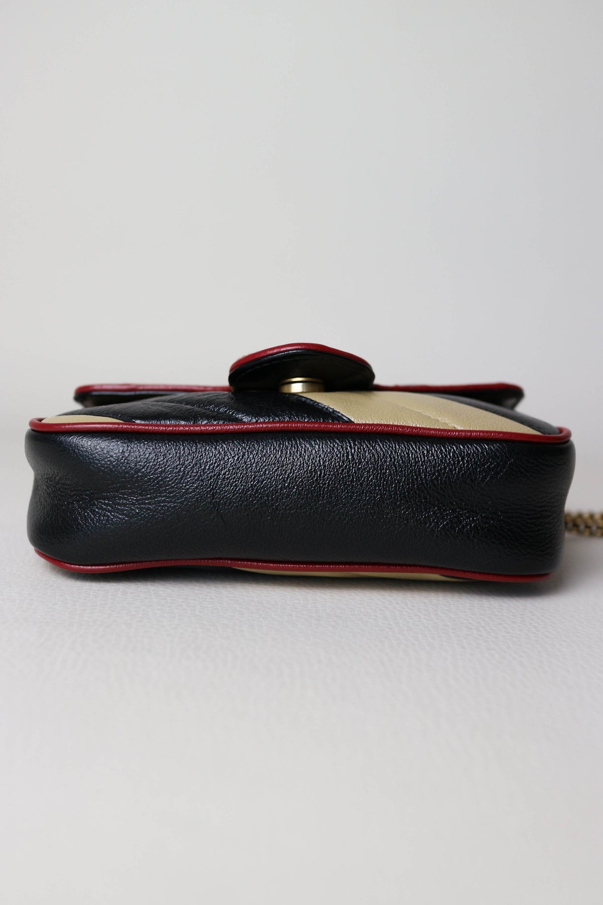 Gucci Mini Marmont Bag Beige/Black