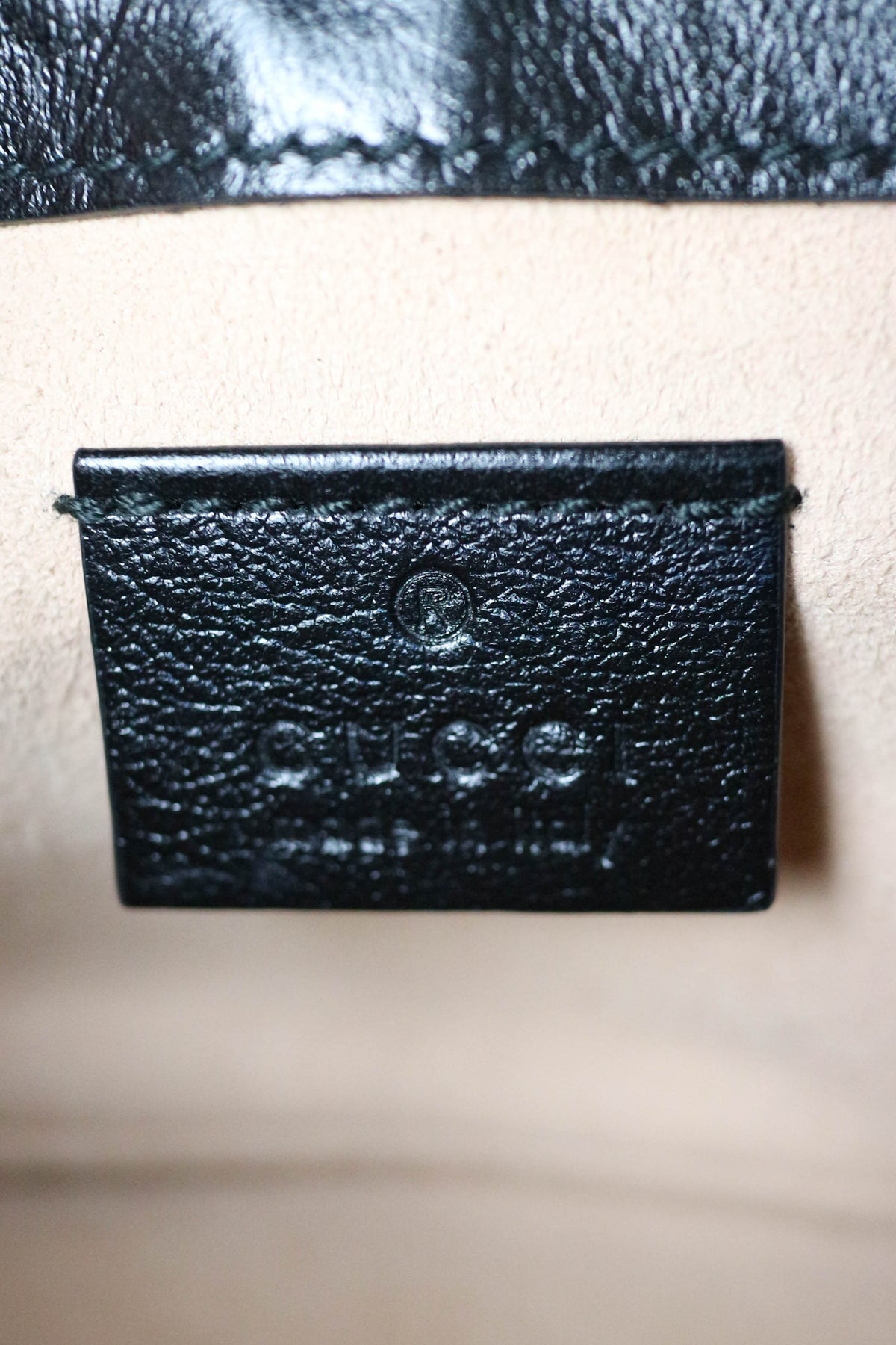 Gucci Mini Marmont Bag Beige/Black