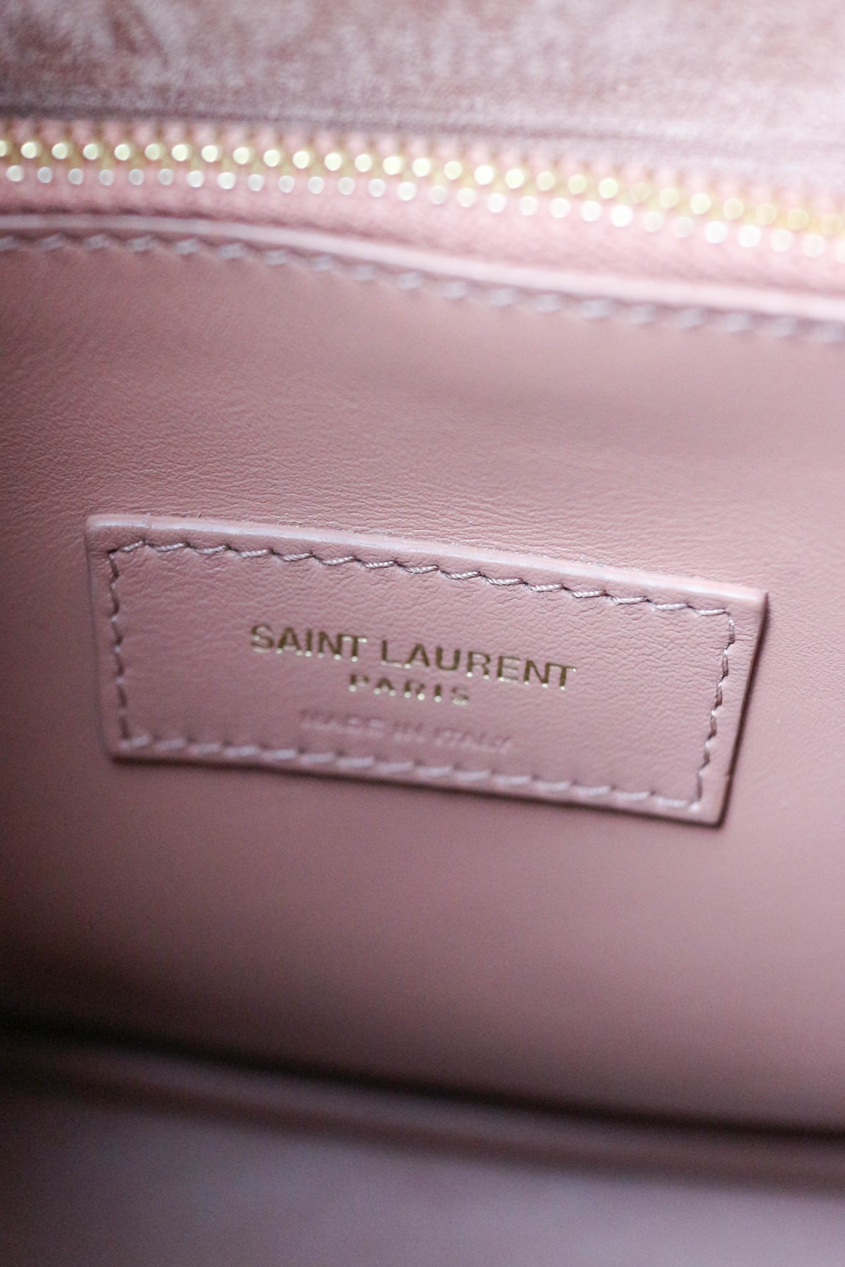 Saint Laurent Le 5 À 7 Shoulder Bag Small Pink
