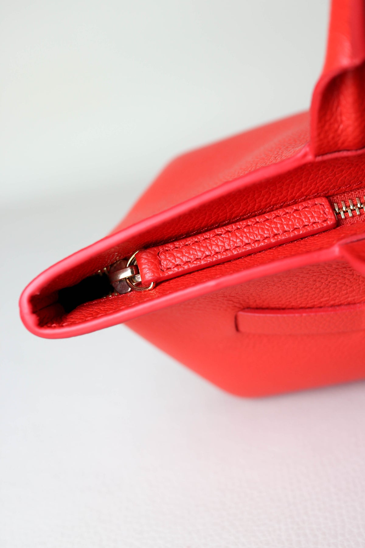 DeMellier The New York Shoulder Bag Red