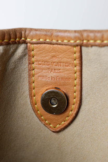 Louis Vuitton Vintage Galliera Monogram Shoulder Bag