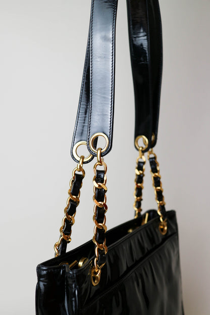 CHANEL Vintage CC Patent Leather Shoulder Bag