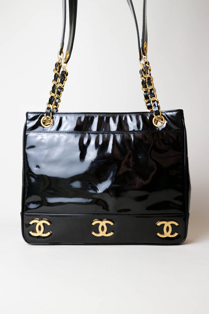 CHANEL Vintage CC Patent Leather Shoulder Bag