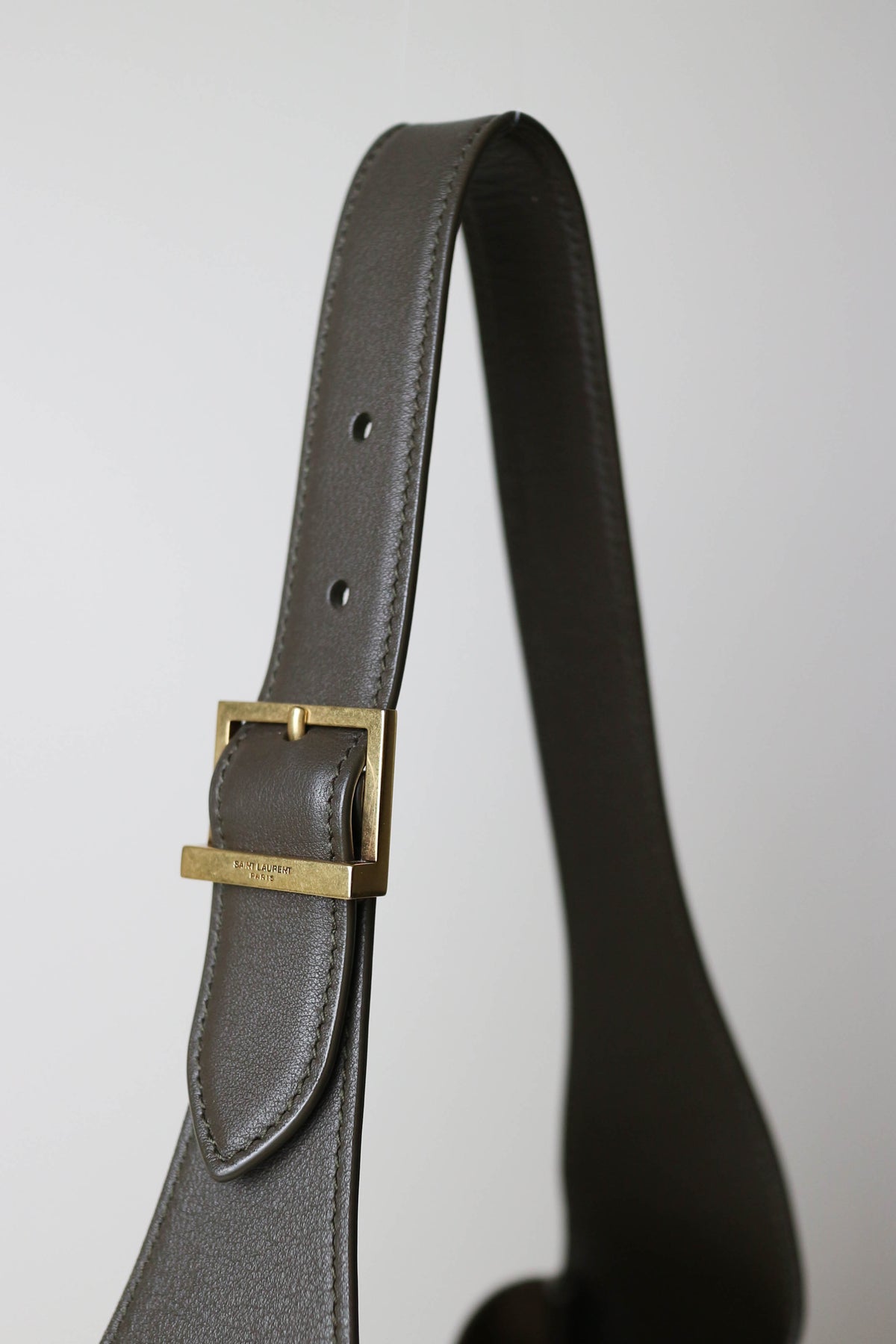 Saint Laurent Le 5 À 7 Shoulder Bag Small Khaki