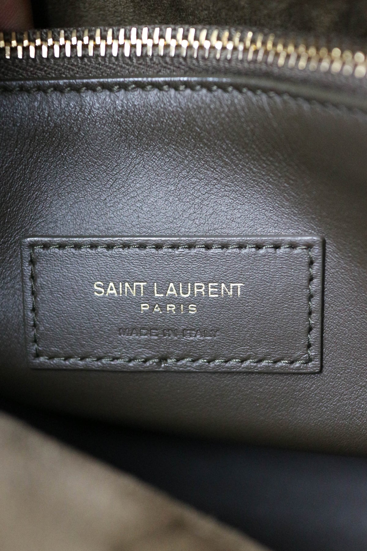 Saint Laurent Le 5 À 7 Shoulder Bag Small Khaki