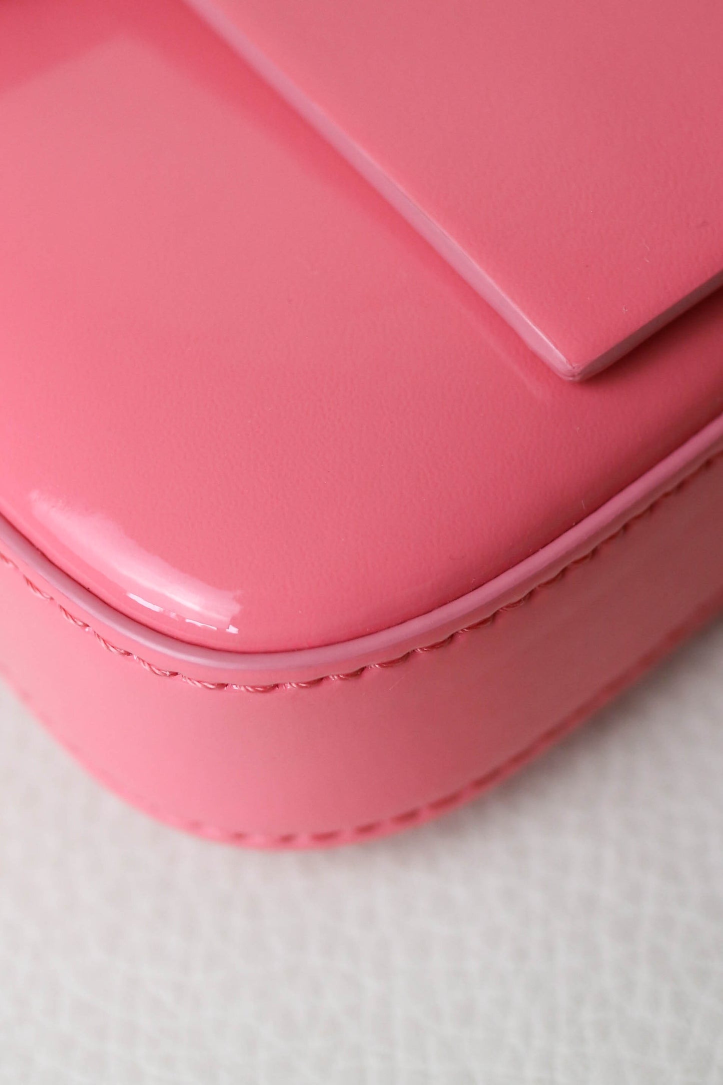 Fendi Phone Baguette Bag Pink