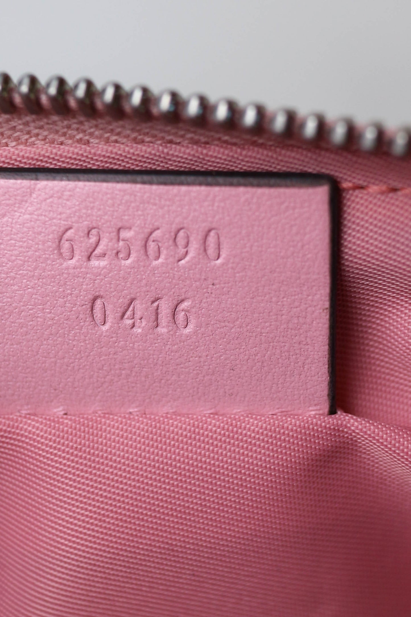 Gucci Marmont Toiletry Pouch Pink