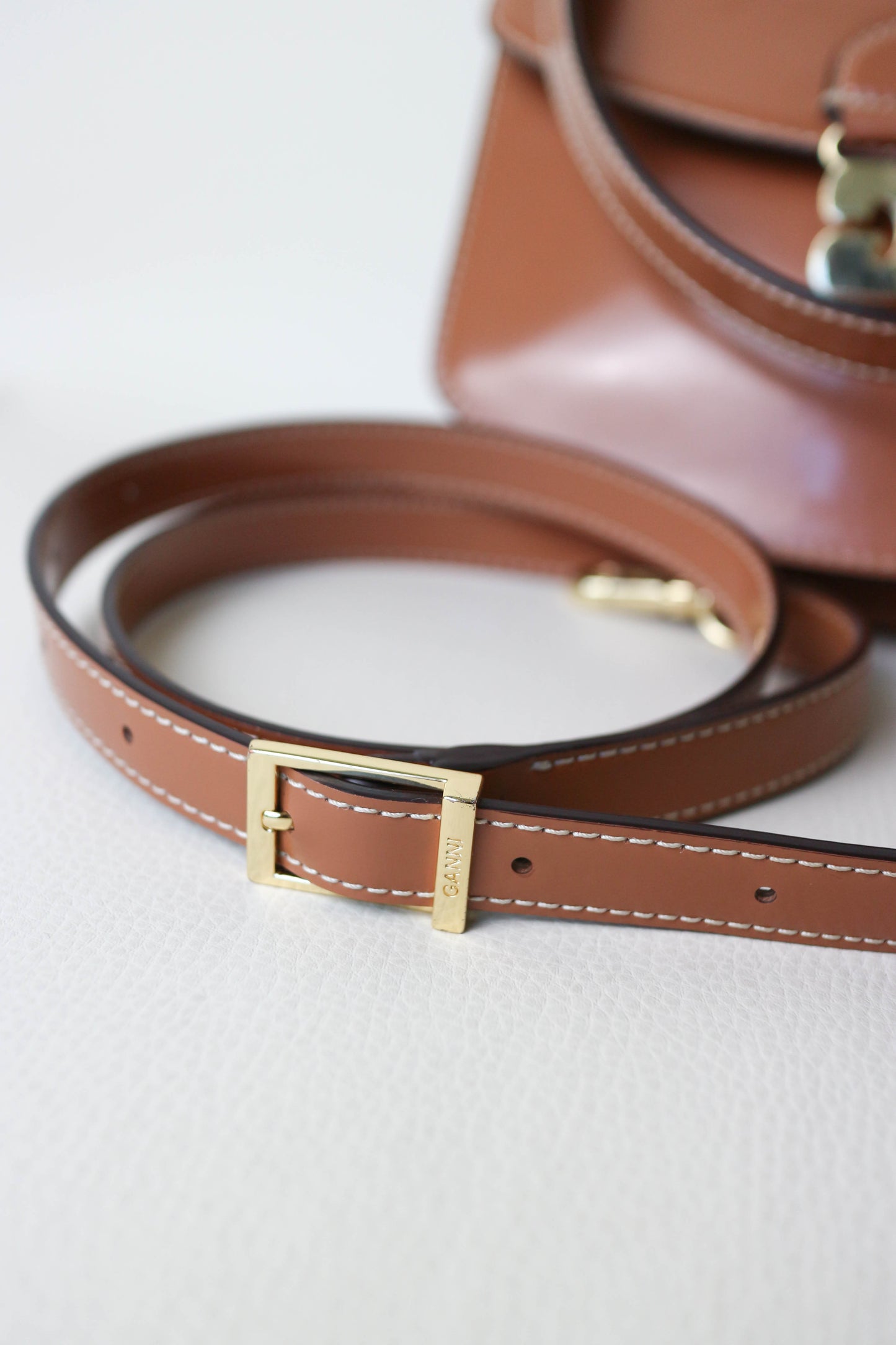 GANNI Logo Shoulder Bag Caramel