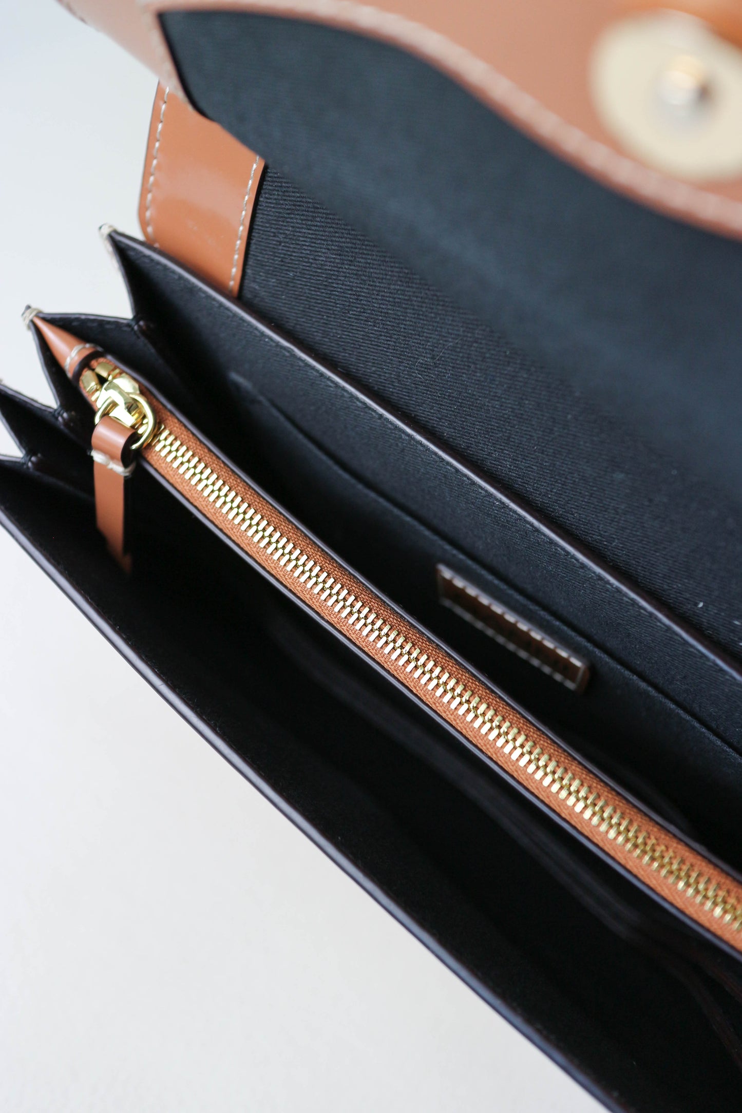 GANNI Logo Shoulder Bag Caramel
