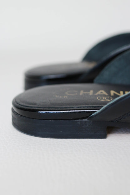 Chanel CC Logo Loafers