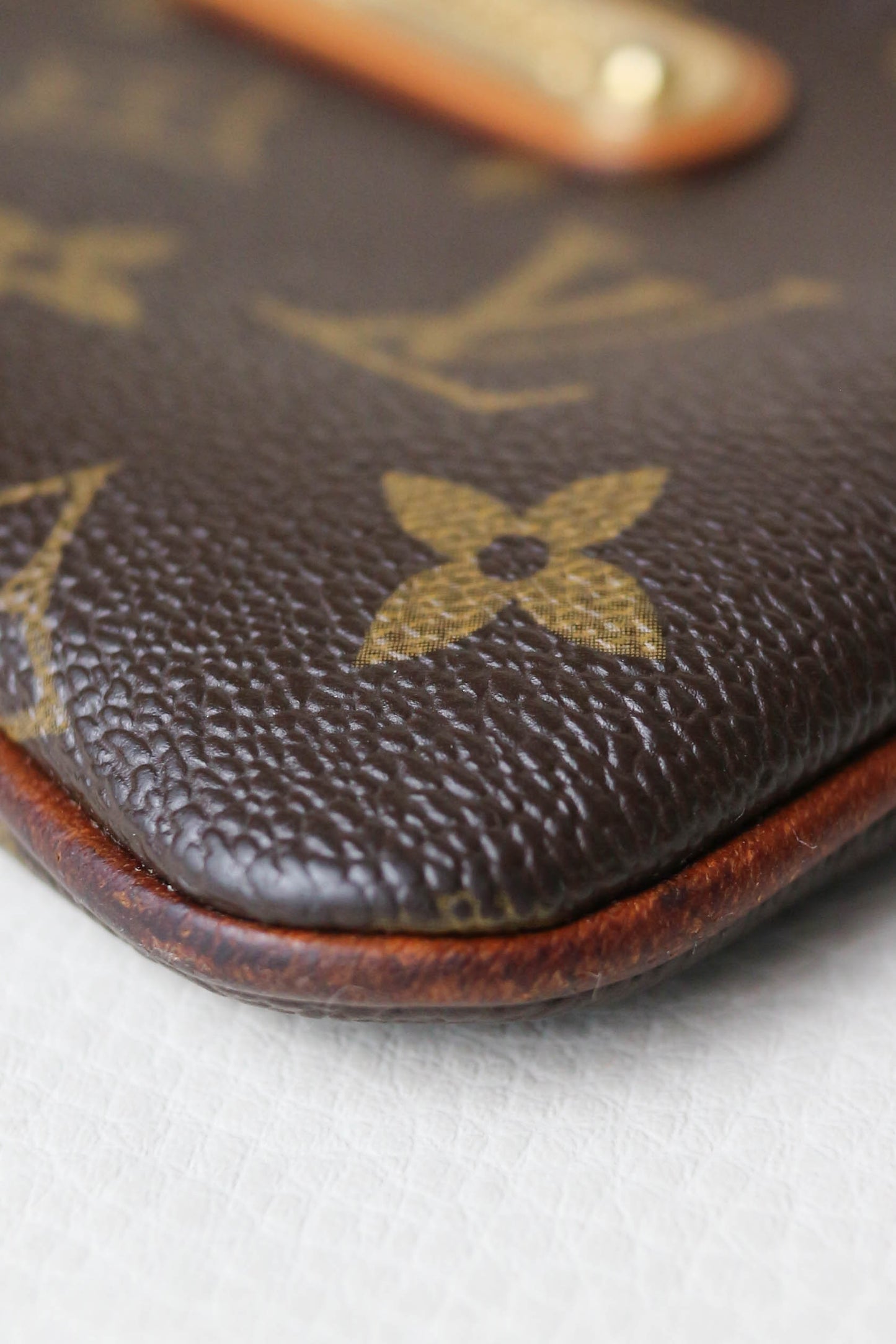 Louis Vuitton Vintage Milla Pochette