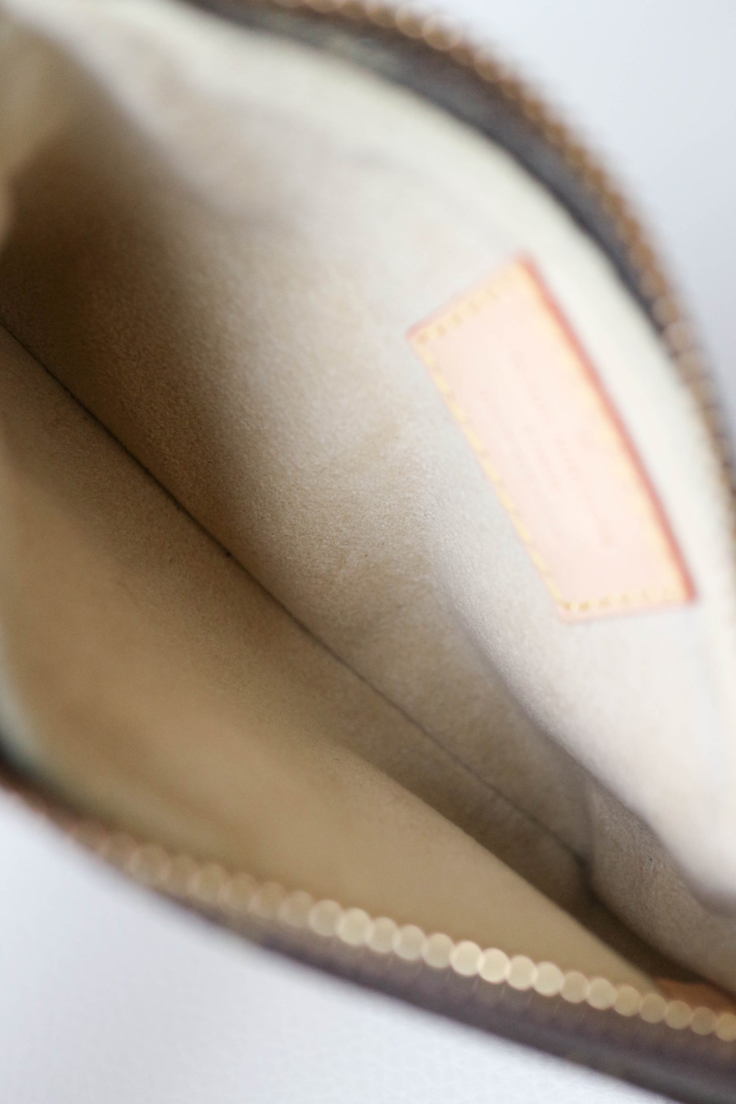 Louis Vuitton Vintage Milla Pochette