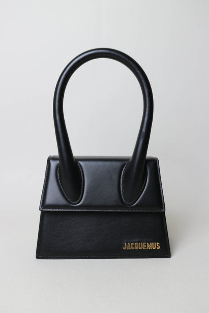 Jacquemus Le Chiquito Moyen Bag